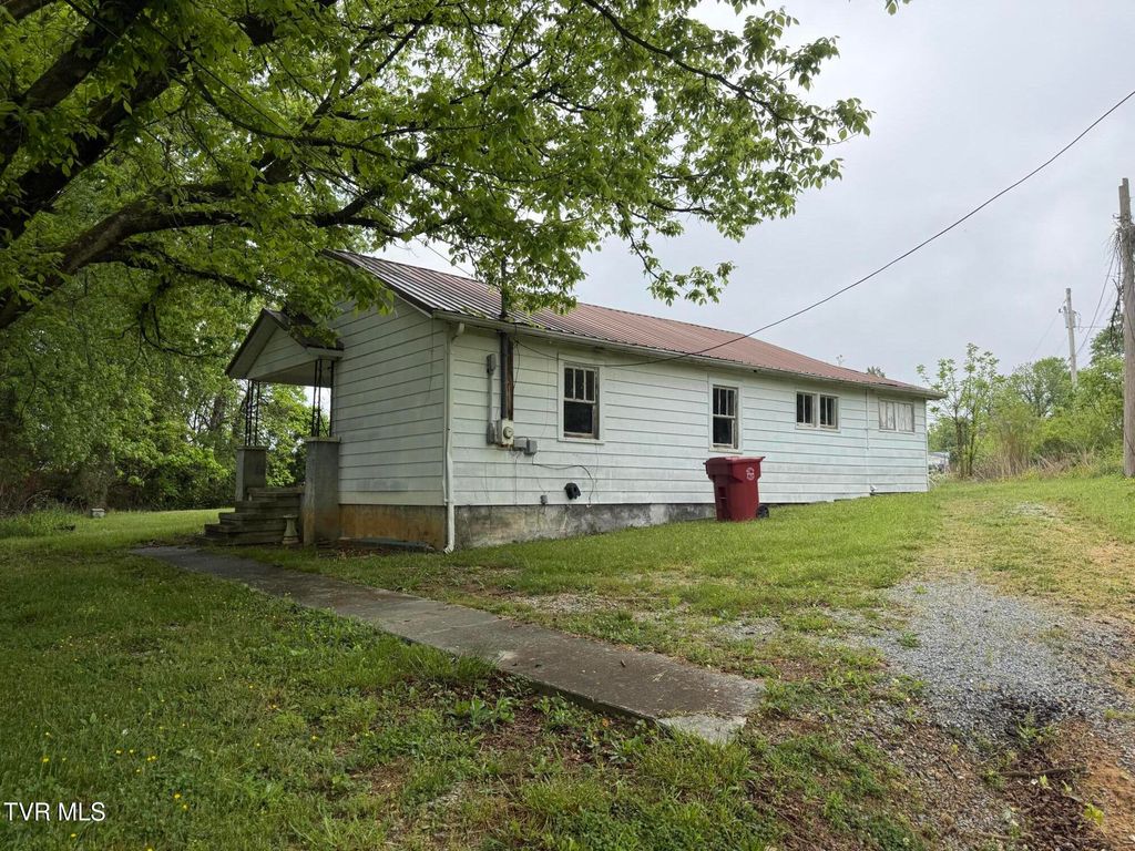 Photo of 1007 Embreville Road, Johnson City, TN 37604 (MLS # 9994536)