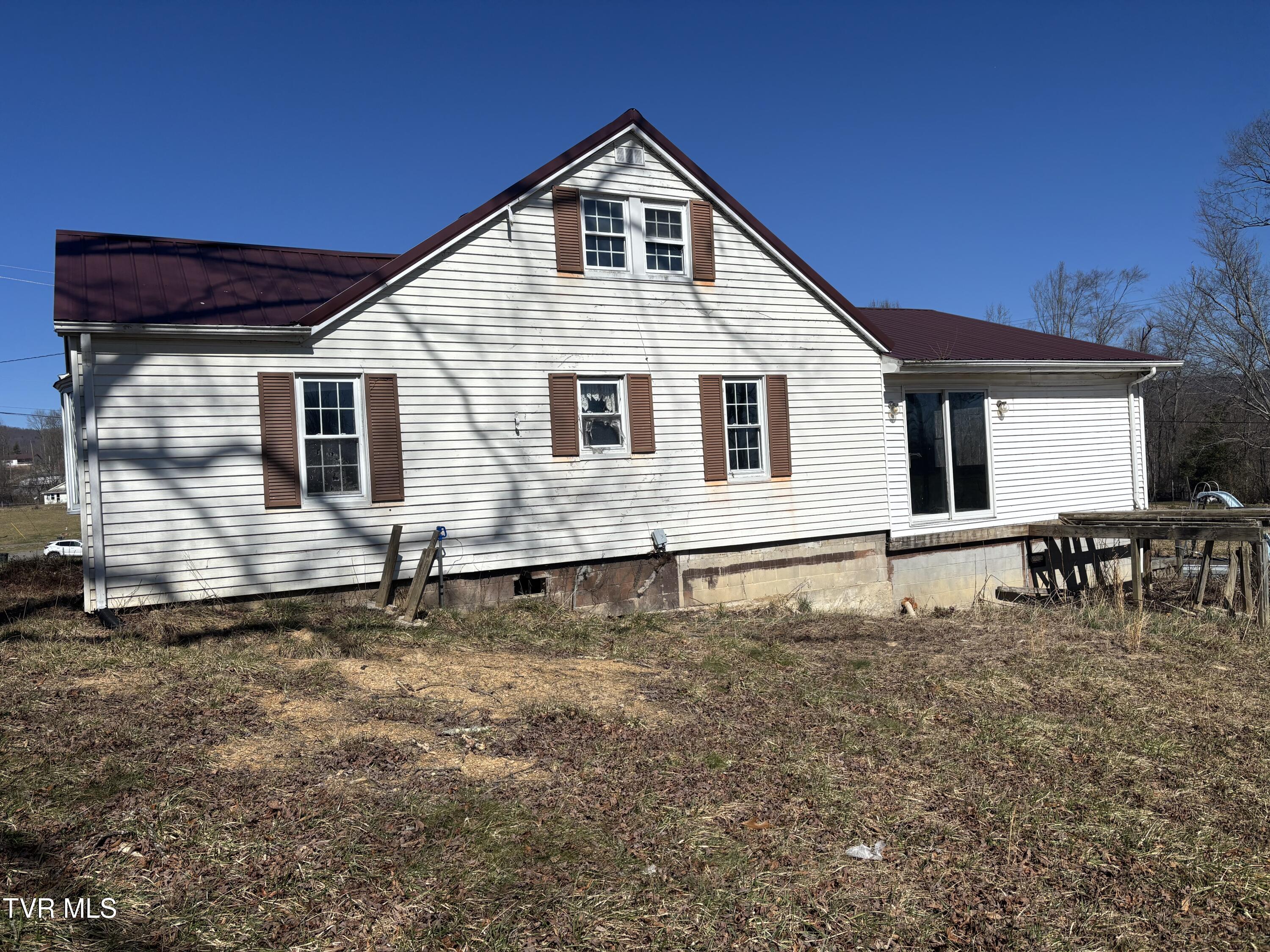 265 The Flats Drive, Clintwood, Virginia image 3