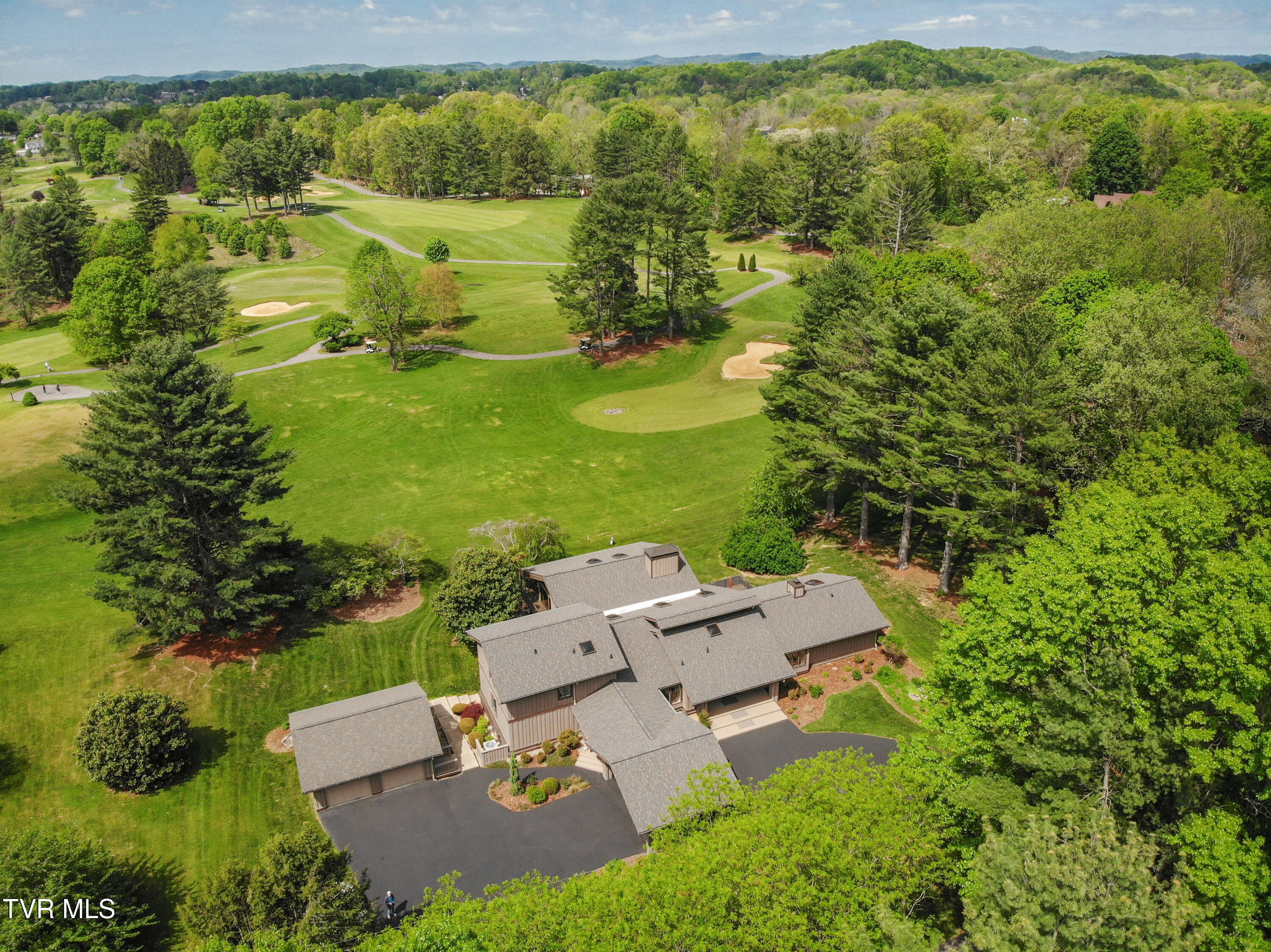 72 Fairway Drive, Bristol, Tennessee image 7