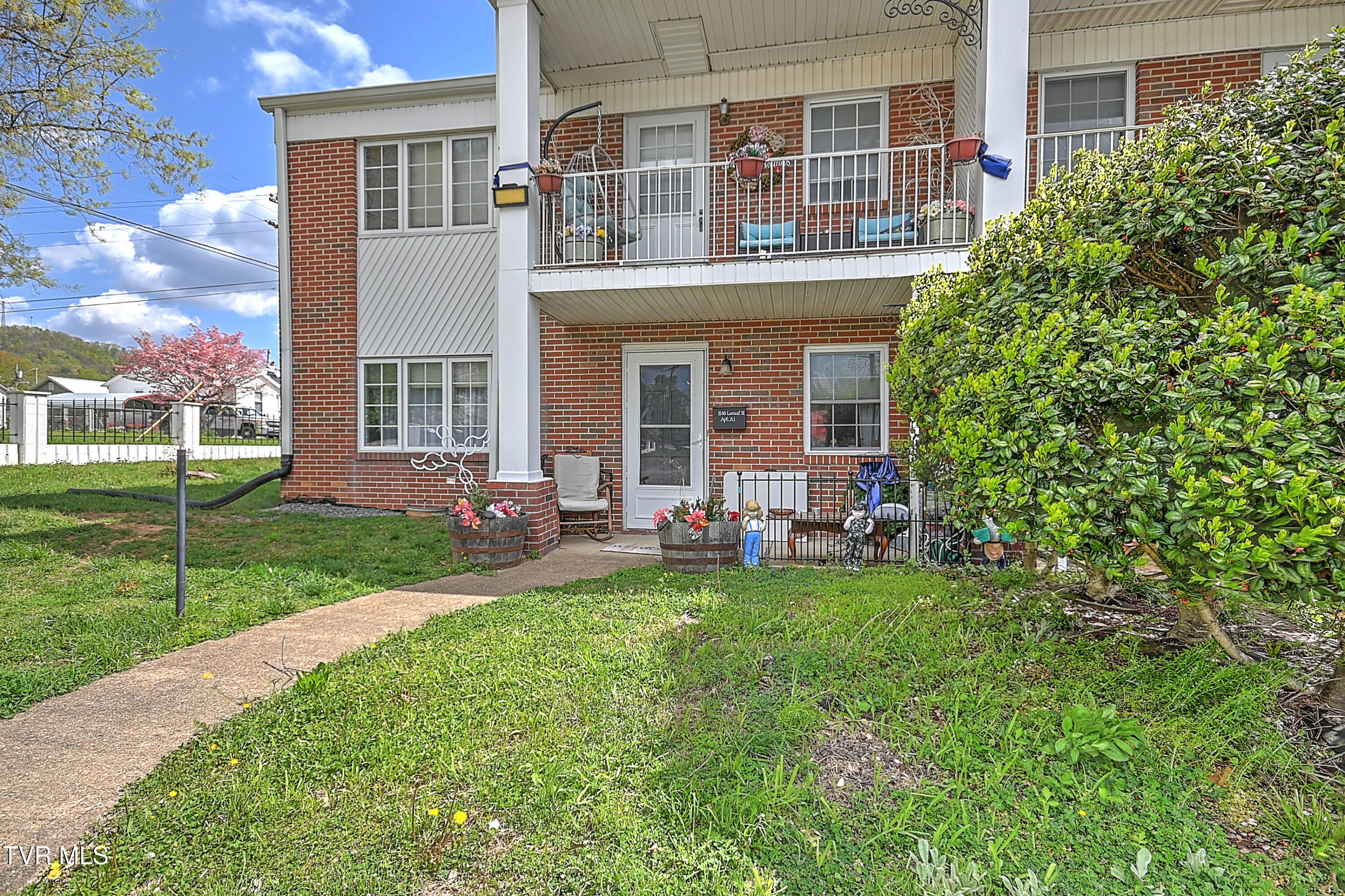 800 Locust Street #1, Rogersville, Tennessee image 1