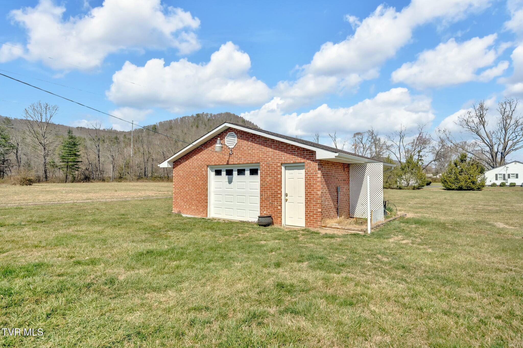 520 Lyle Road, Erwin, Tennessee image 34