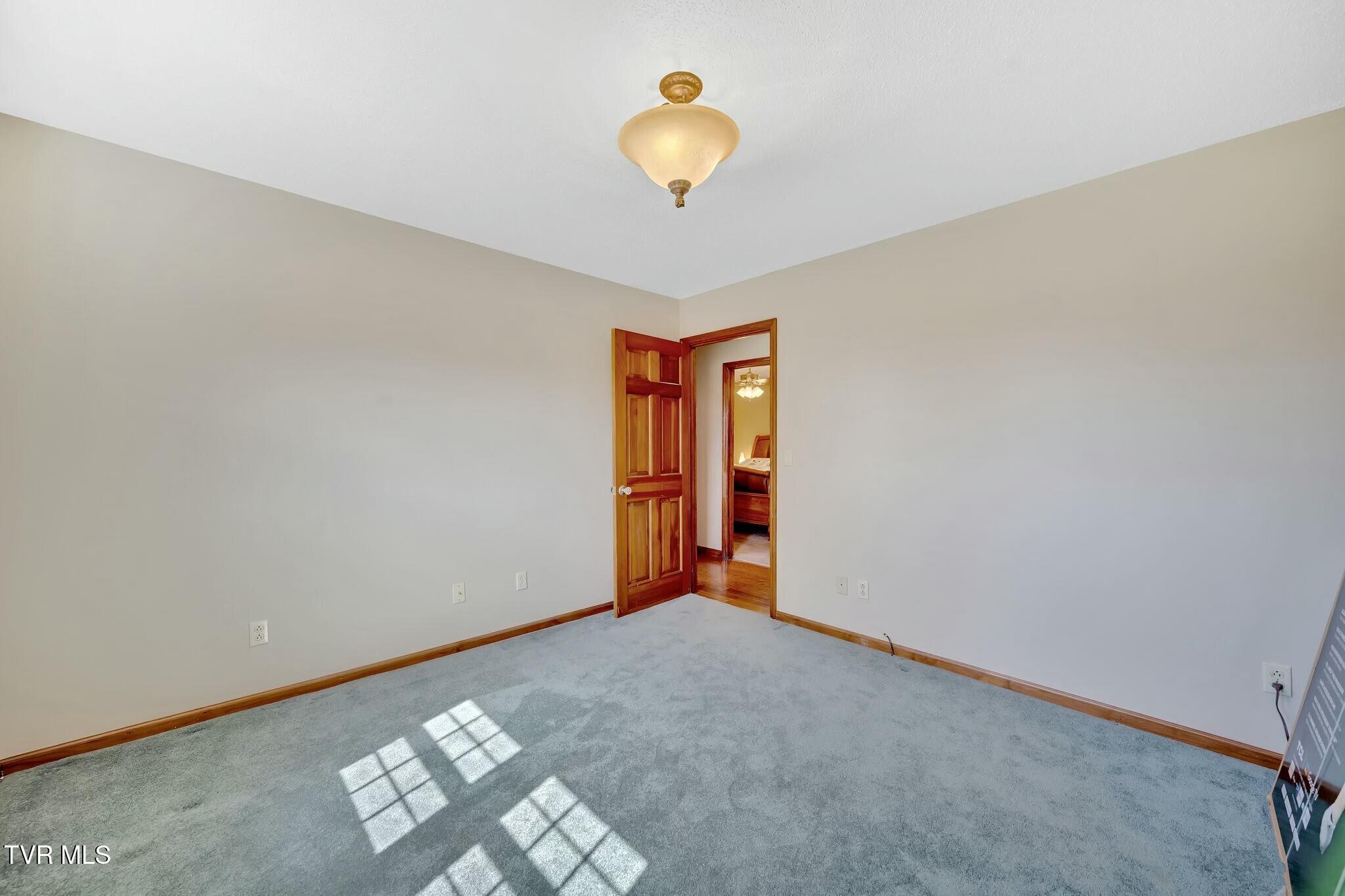 520 Lyle Road, Erwin, Tennessee image 21