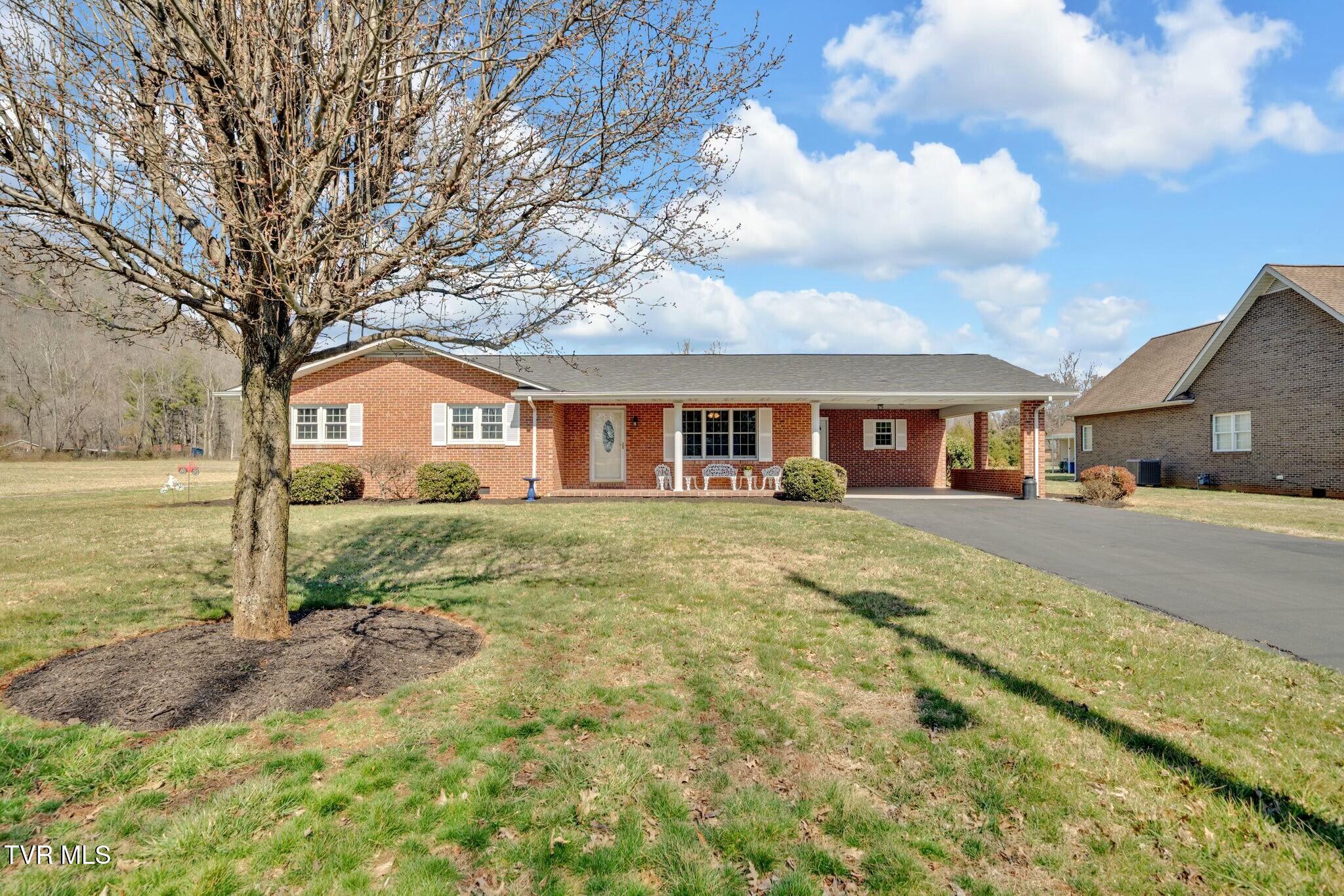 520 Lyle Road, Erwin, Tennessee image 2