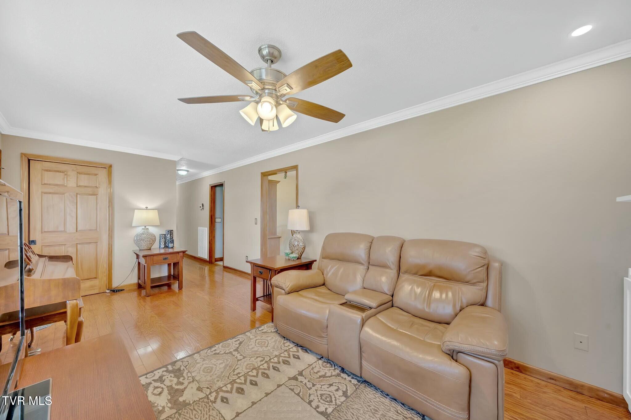 520 Lyle Road, Erwin, Tennessee image 32