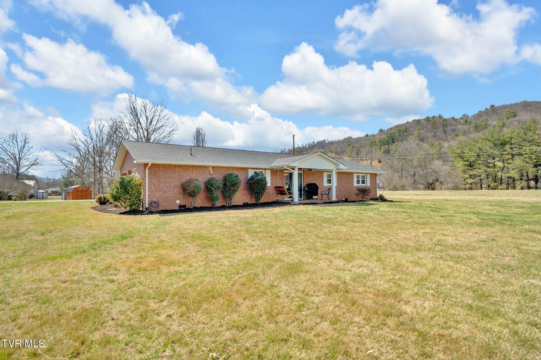 520 Lyle Road, Erwin, Tennessee image 3