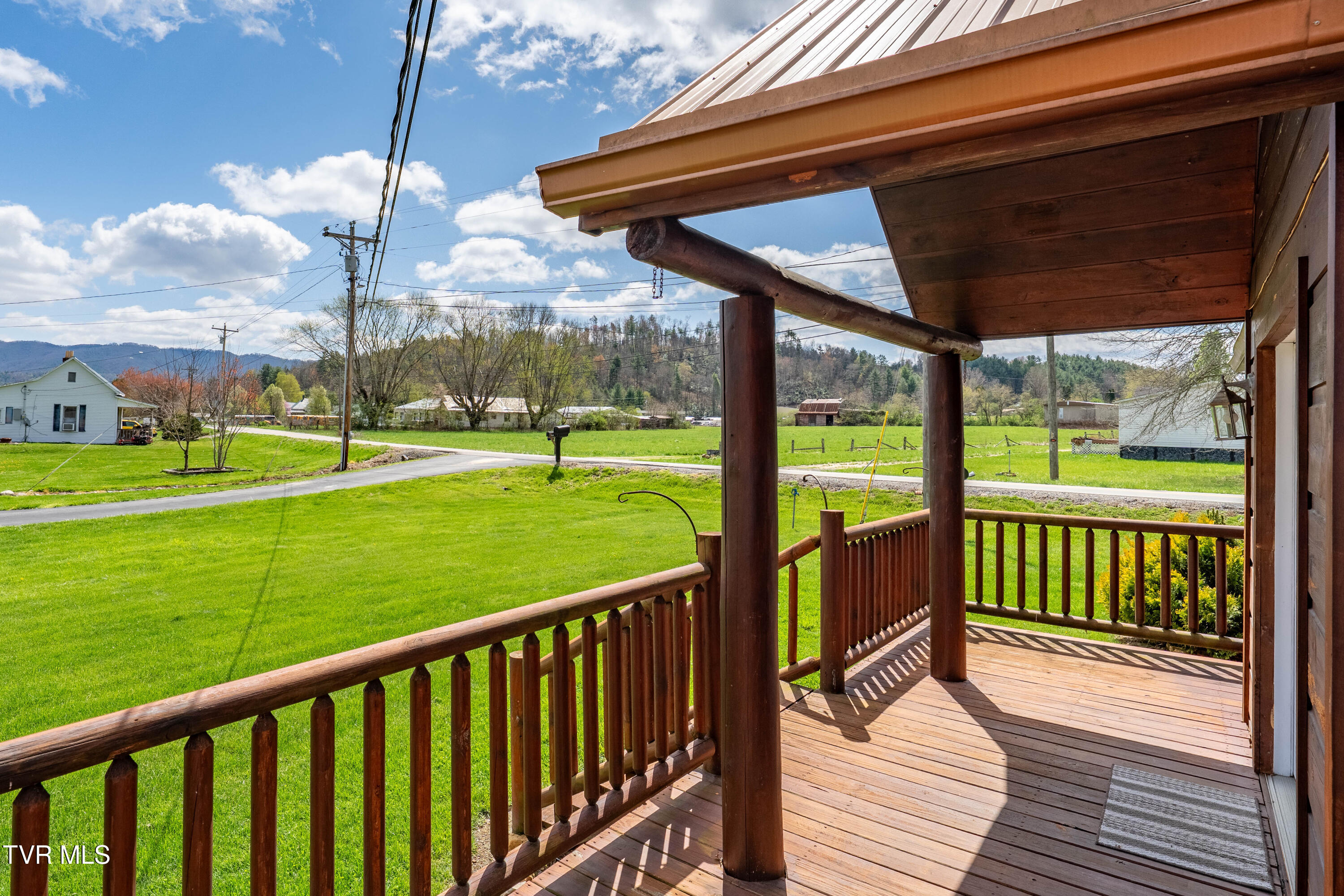 2160 Highway 421, Mountain City, Tennessee image 33