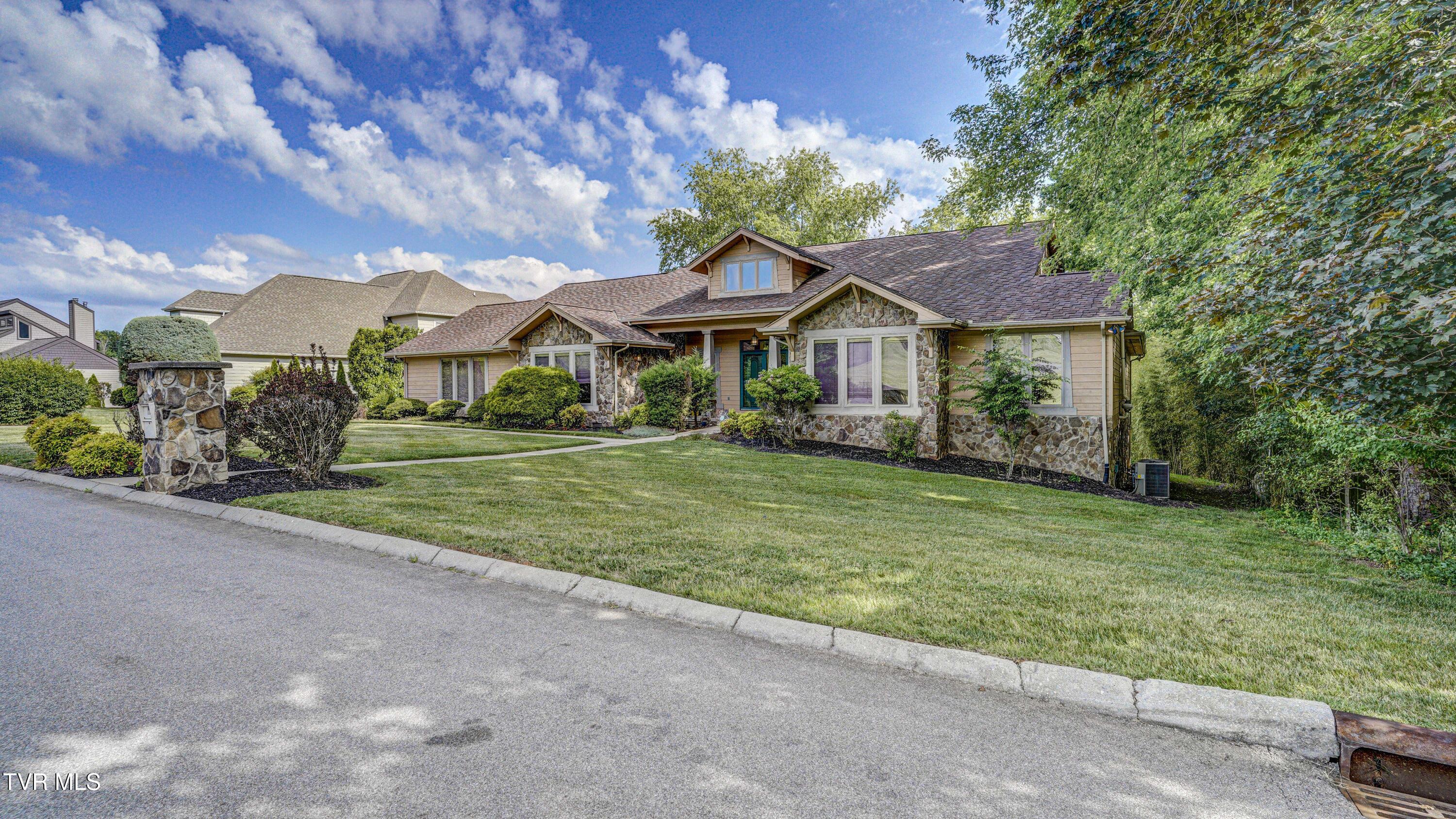 212 Lake Meadow Drive