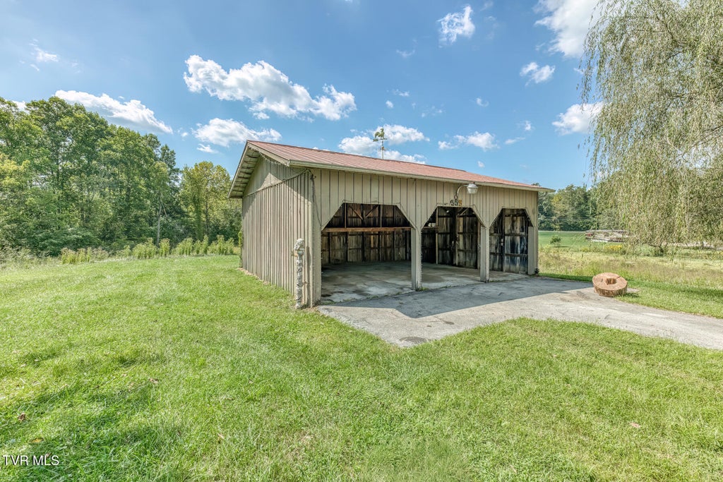 Photo of 355 Raytheon Road, Bristol, TN 37620 (MLS # 10001078)