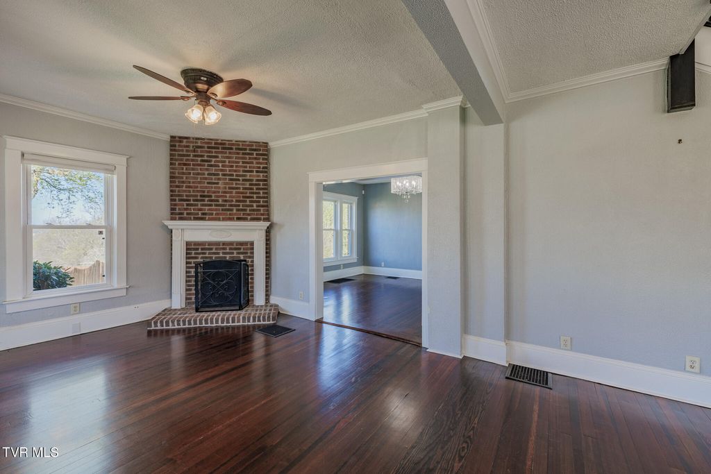 Photo of 1503 Virginia Street, Johnson City, TN 37604 (MLS # 9993342)