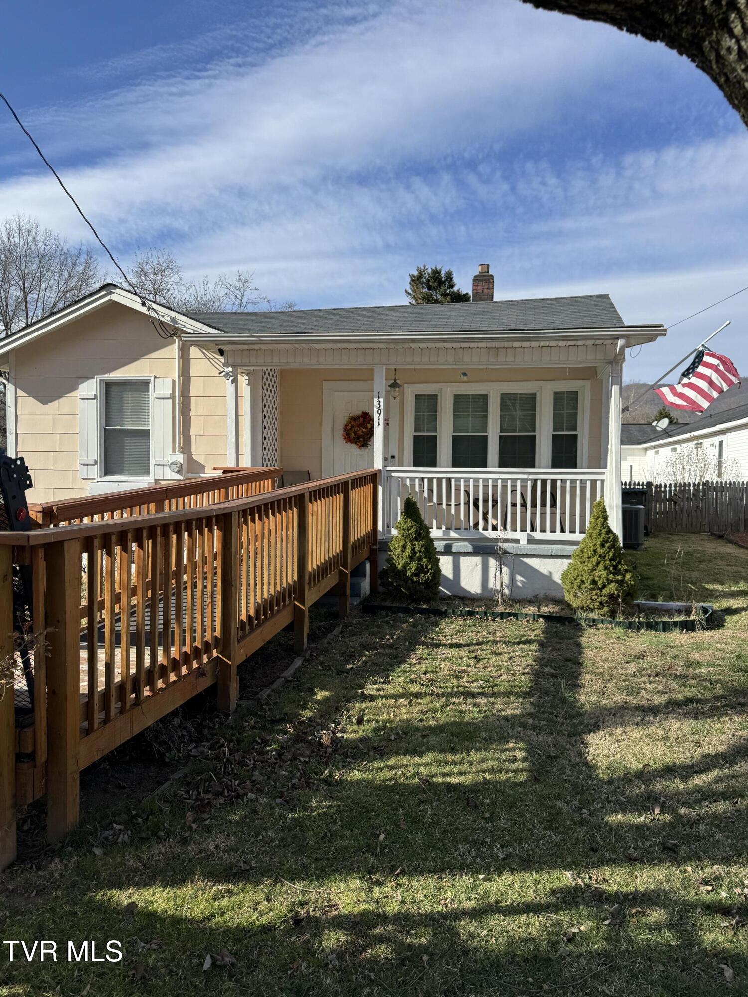 1391 Broad Street, Elizabethton, Tennessee image 2