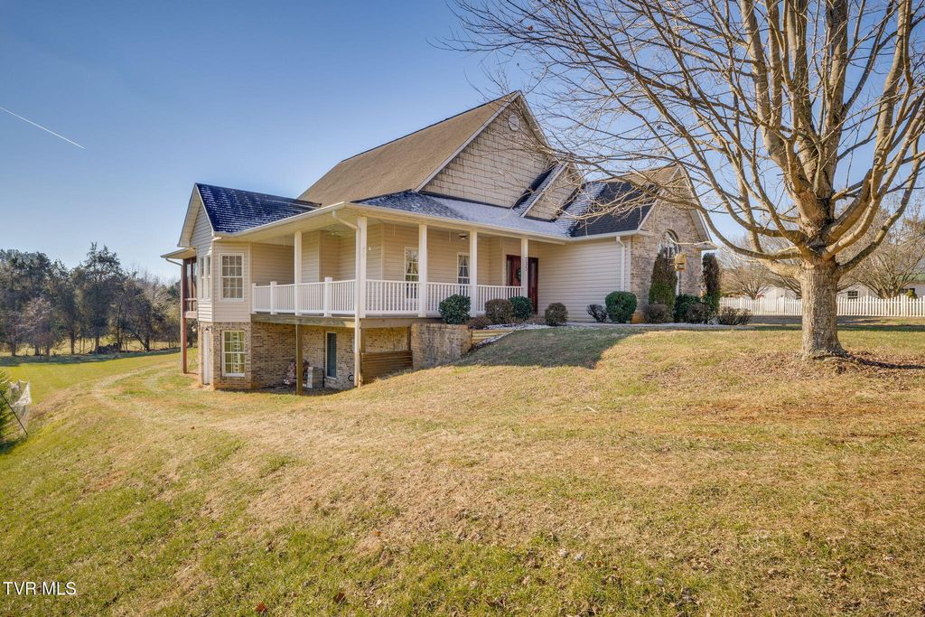 Photo of 733 Rocky Branch Road, Blountville, TN 37617 (MLS # 9989402)