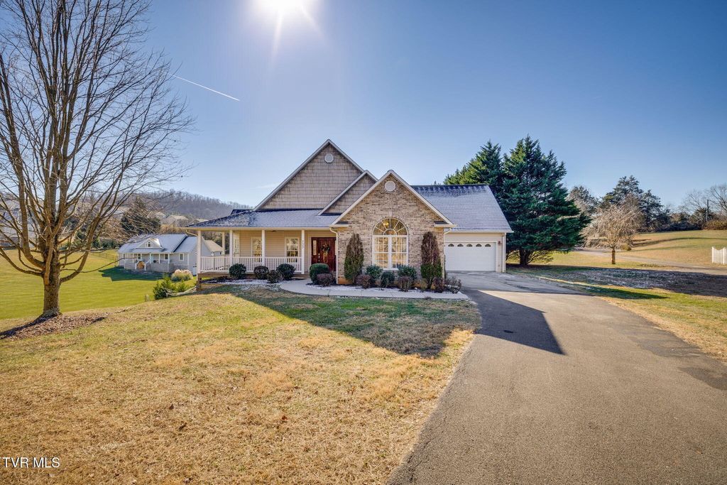 Photo of 733 Rocky Branch Road, Blountville, TN 37617 (MLS # 9989402)