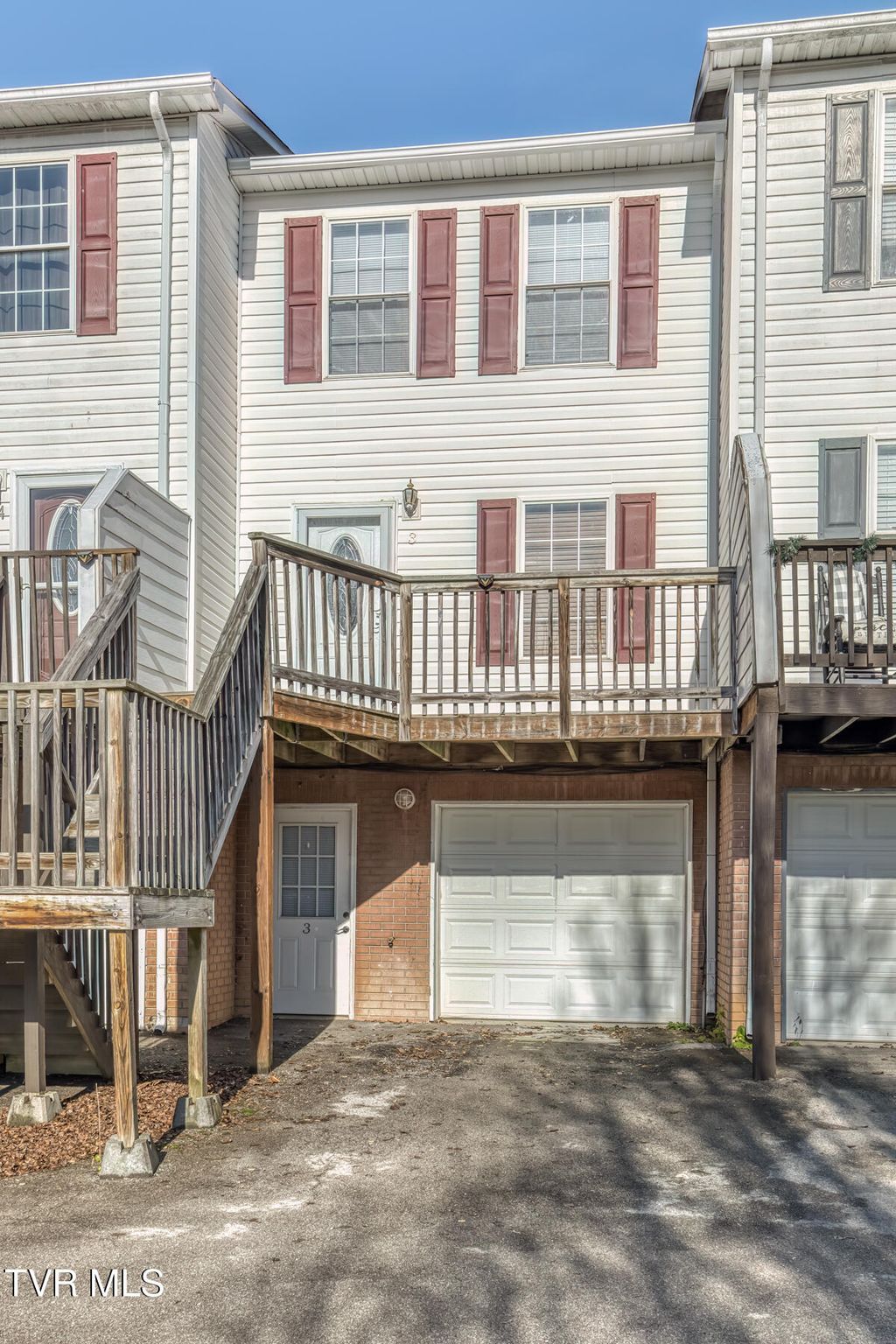 Photo of 121 Bilco Street, Bristol, TN 37620 (MLS # 9989388)