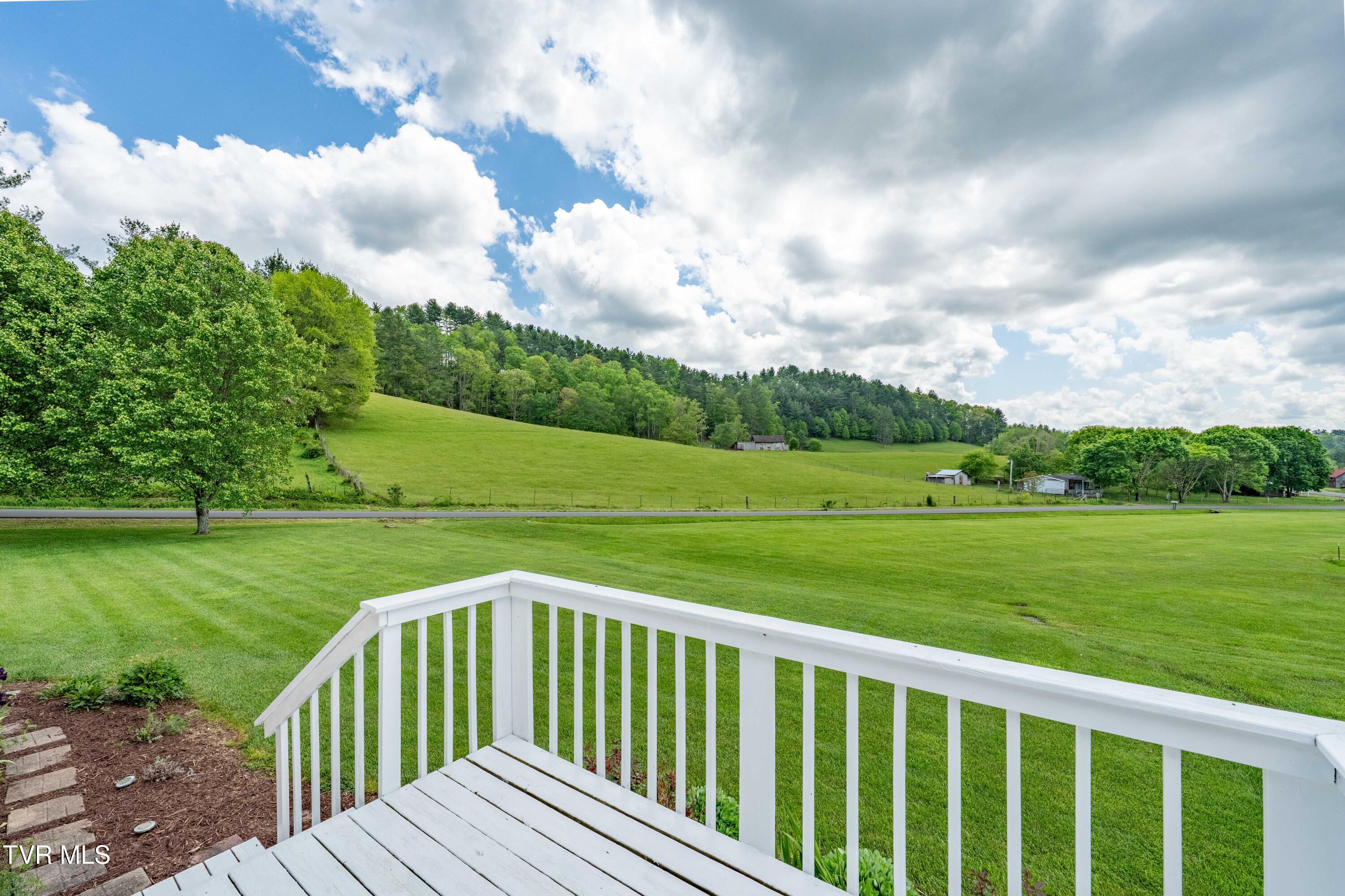 1110 Miller Road, Mountain City, Tennessee image 36