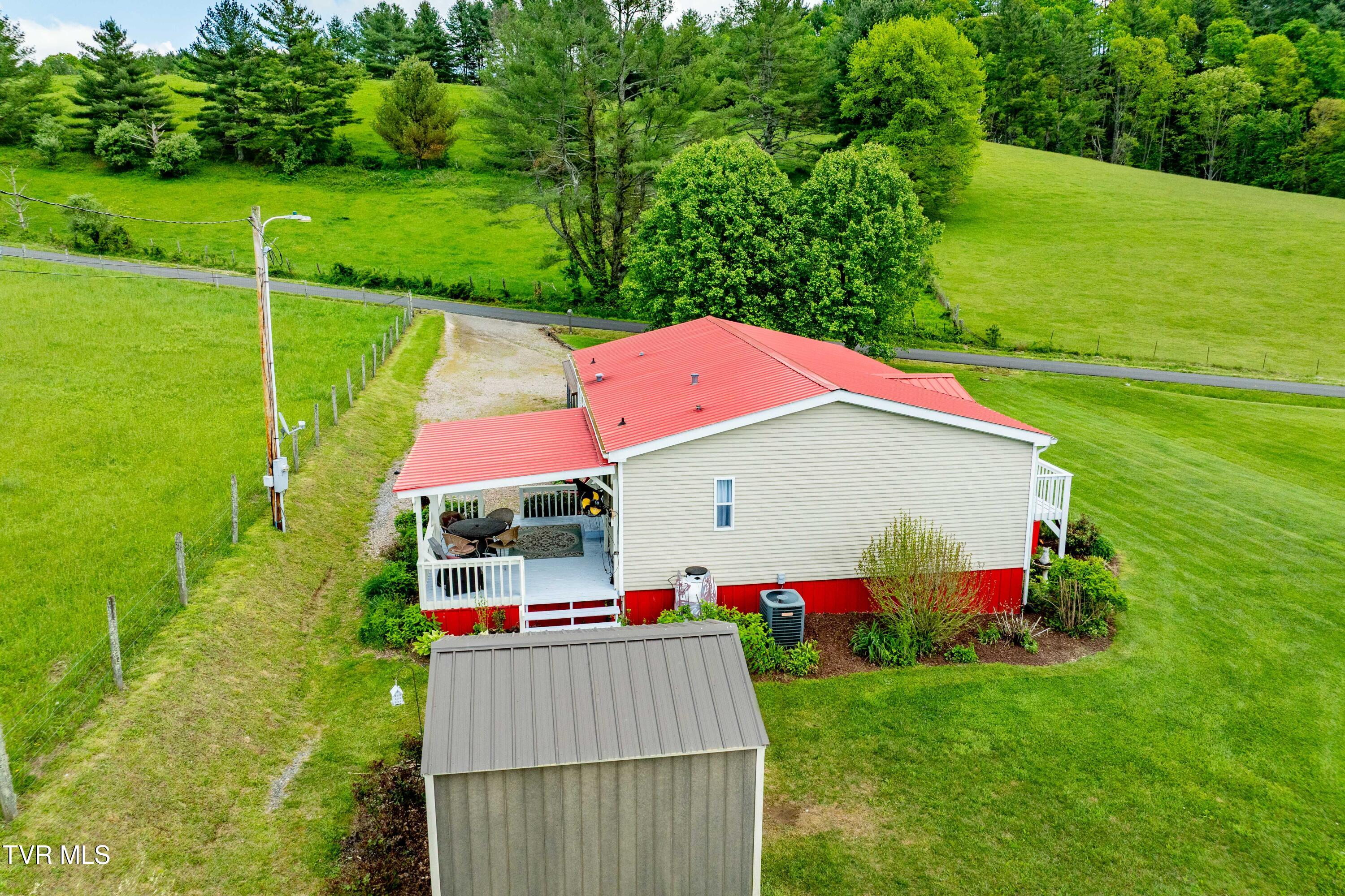 1110 Miller Road, Mountain City, Tennessee image 29