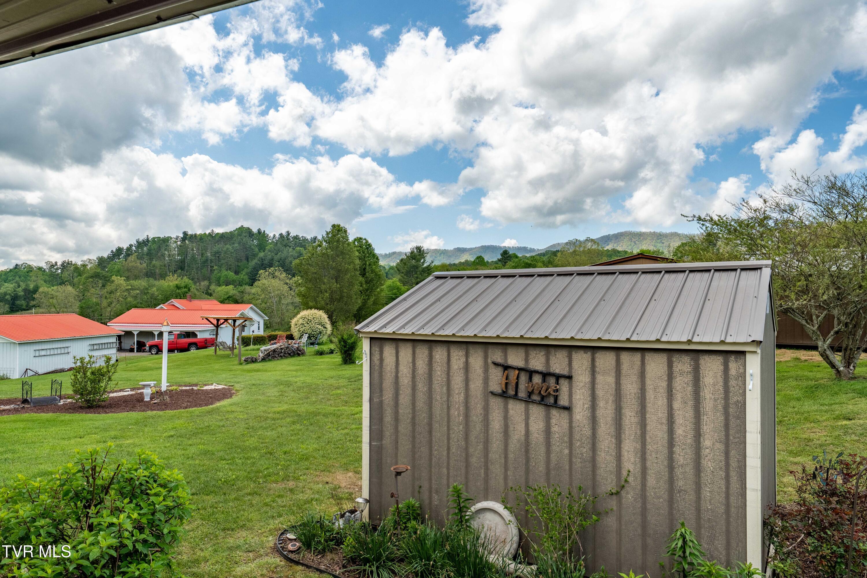 1110 Miller Road, Mountain City, Tennessee image 20