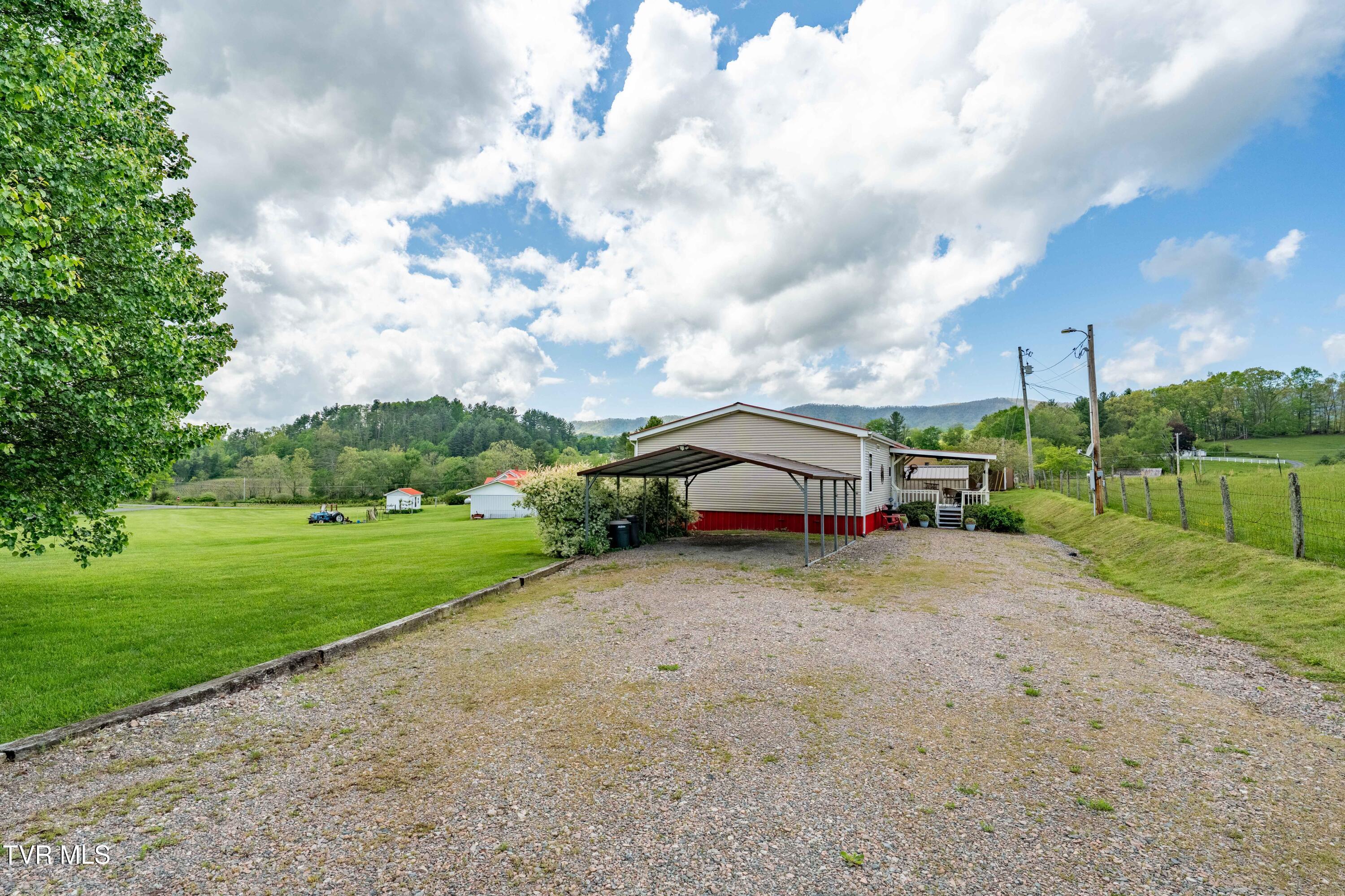 1110 Miller Road, Mountain City, Tennessee image 41