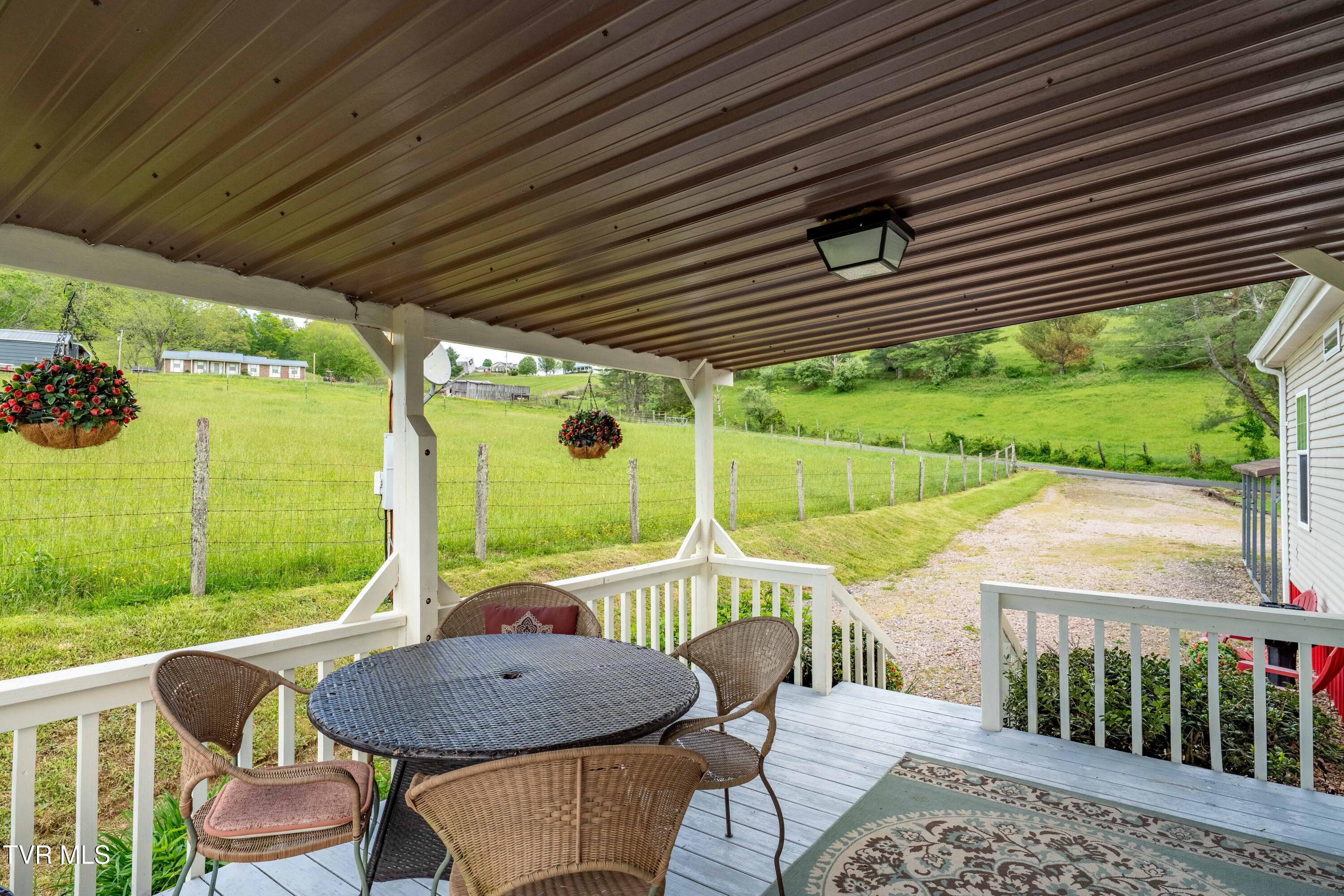 1110 Miller Road, Mountain City, Tennessee image 32