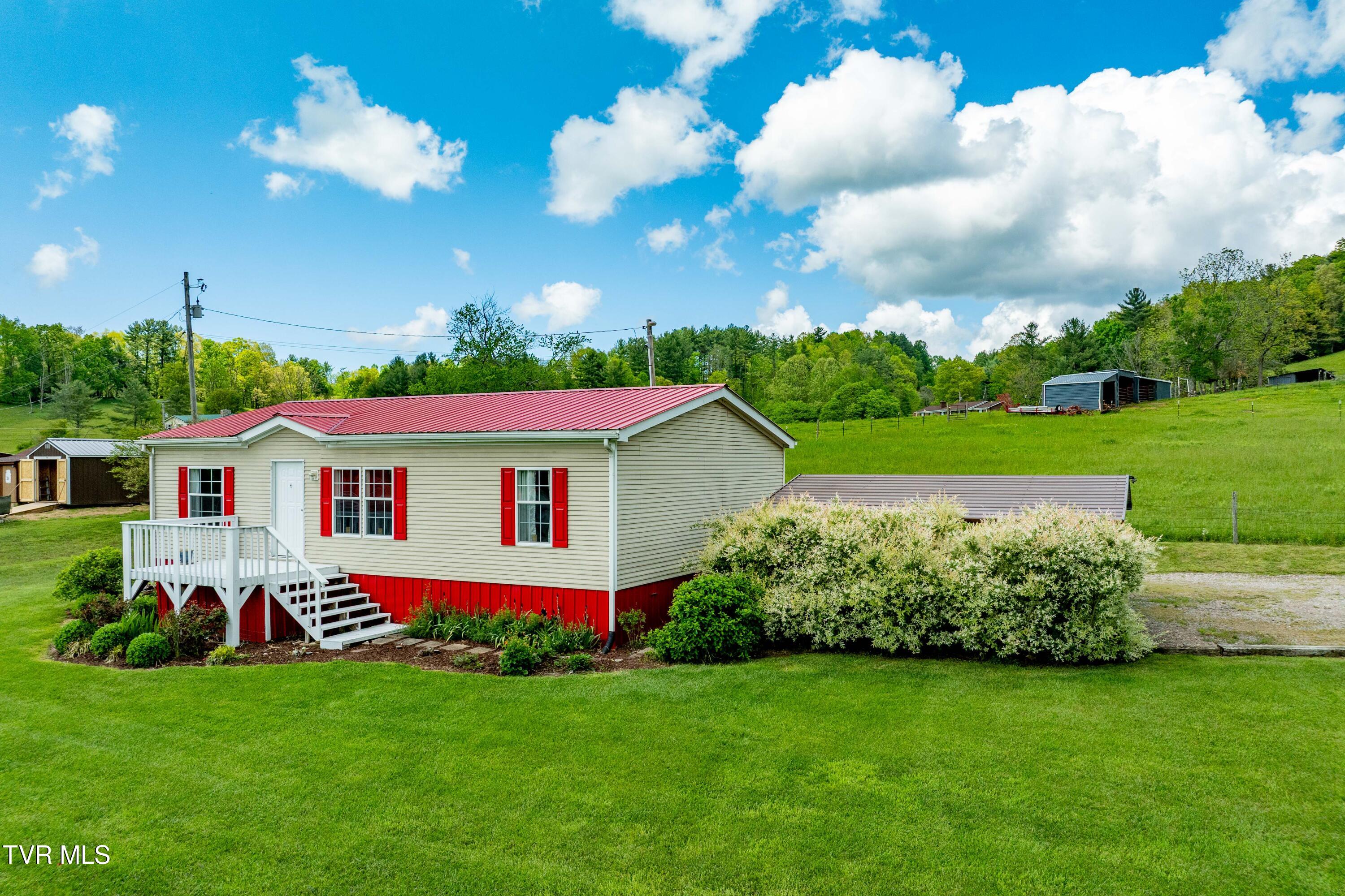 1110 Miller Road, Mountain City, Tennessee image 3
