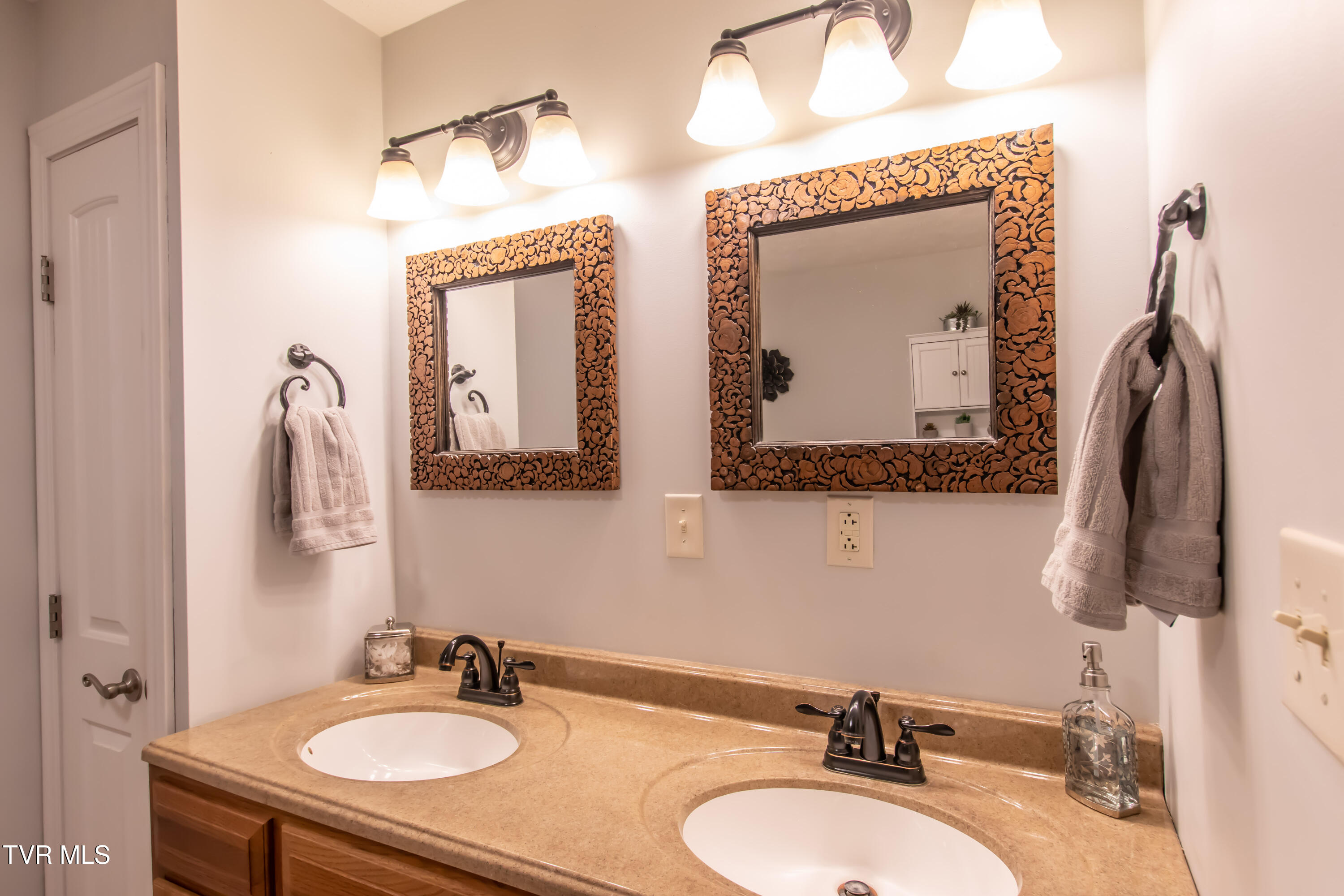 615 Monte Vista Drive, Glade Spring, Virginia image 23