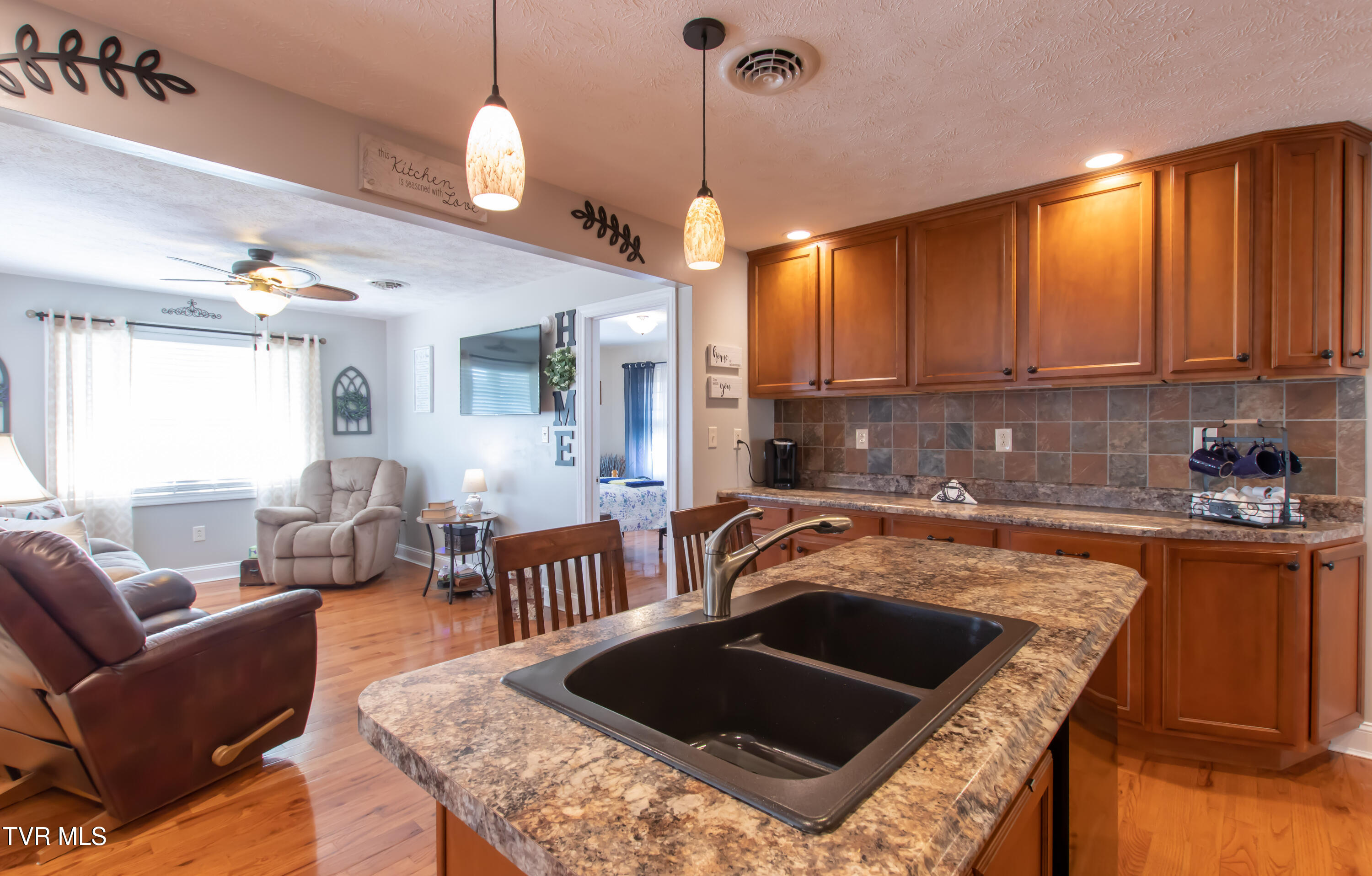 615 Monte Vista Drive, Glade Spring, Virginia image 15