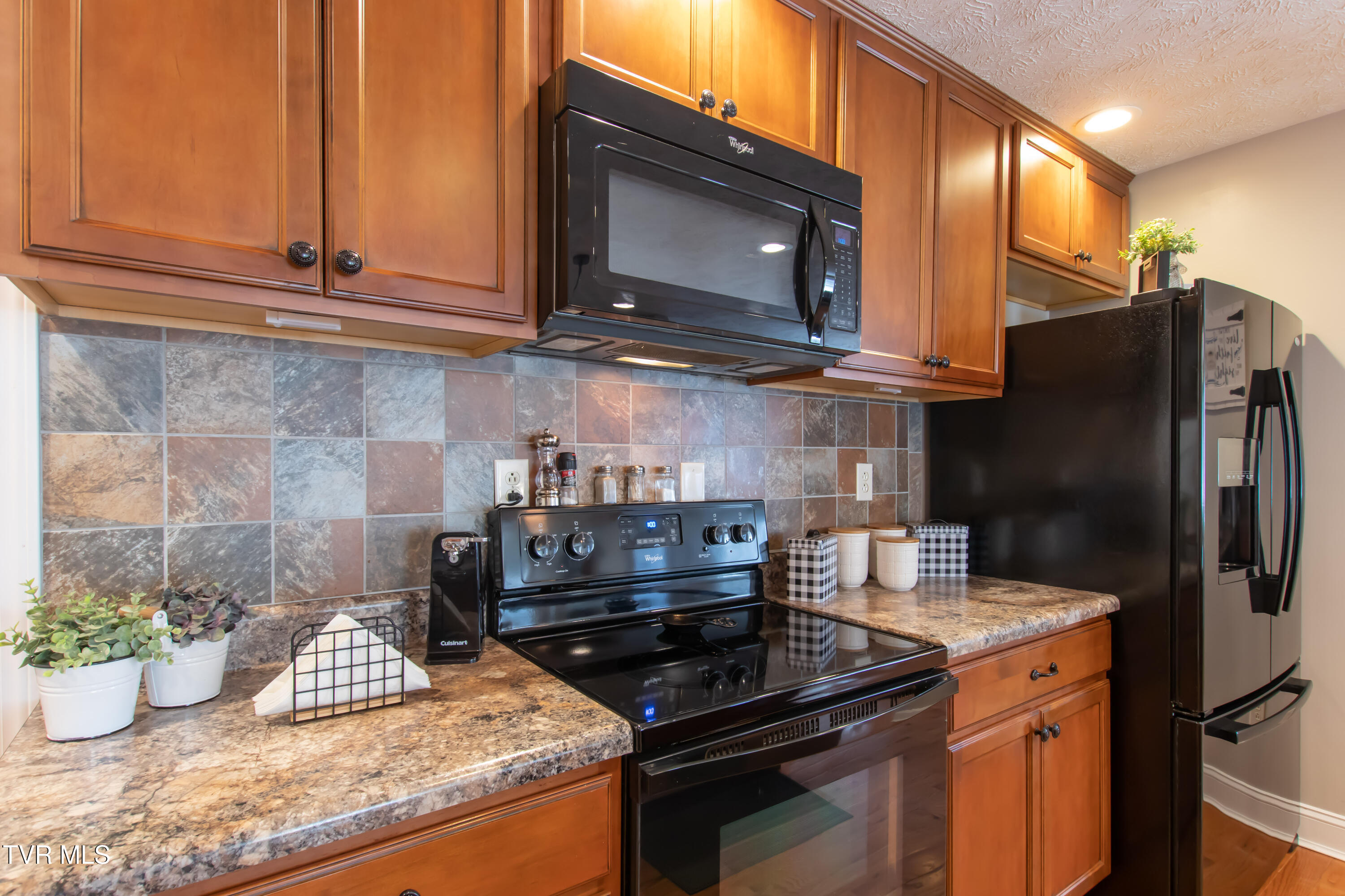 615 Monte Vista Drive, Glade Spring, Virginia image 7