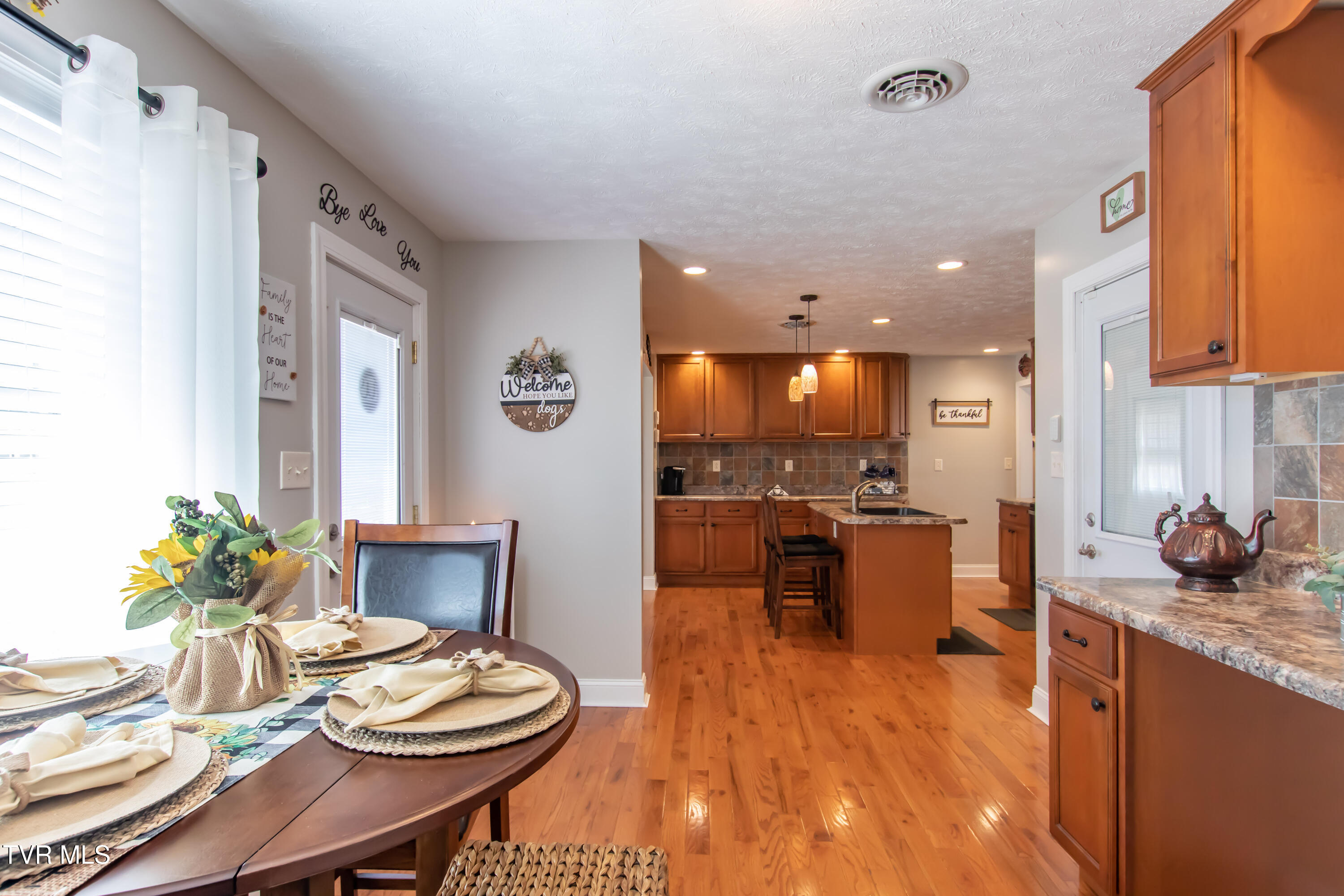 615 Monte Vista Drive, Glade Spring, Virginia image 14
