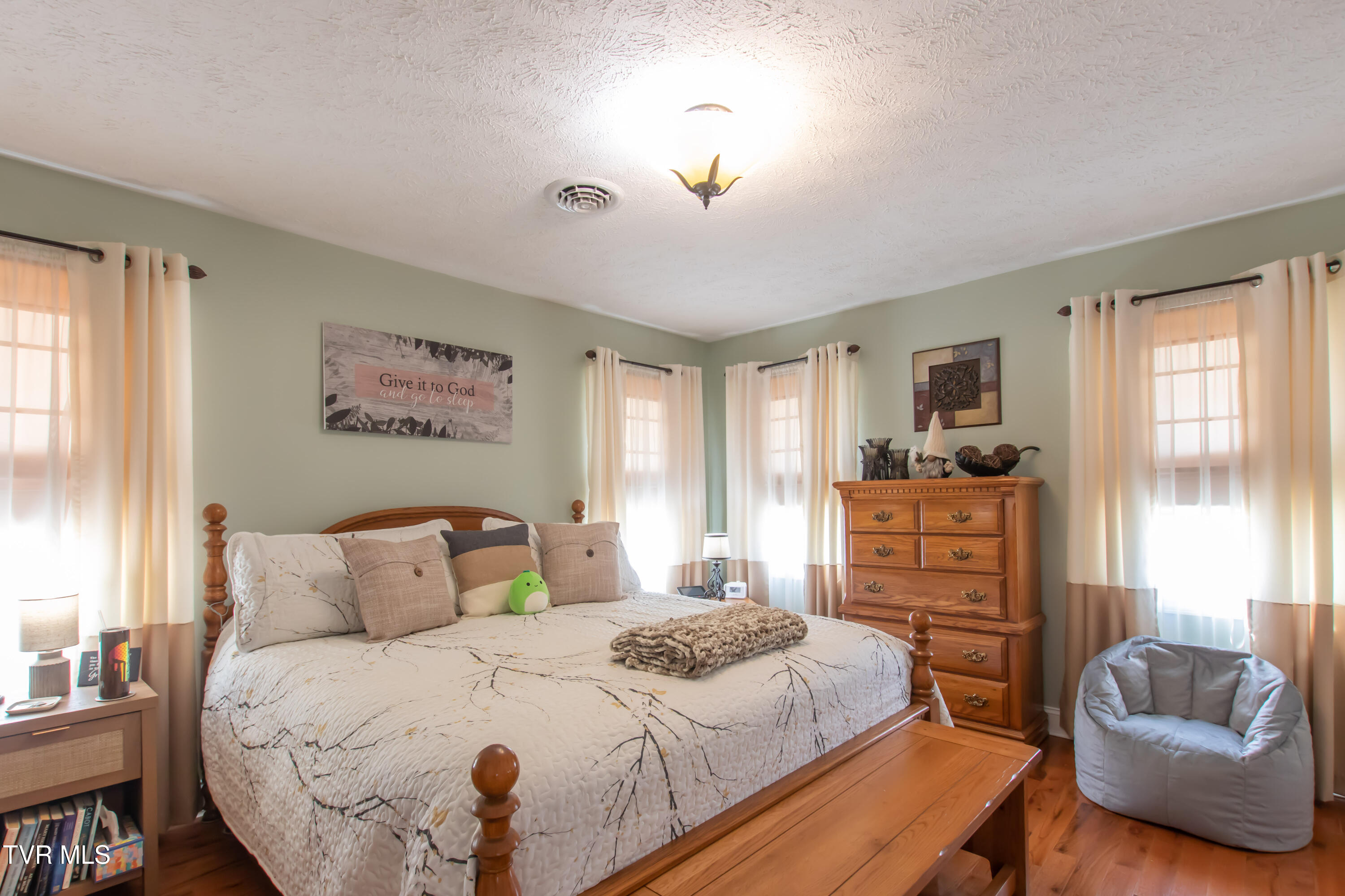 615 Monte Vista Drive, Glade Spring, Virginia image 19