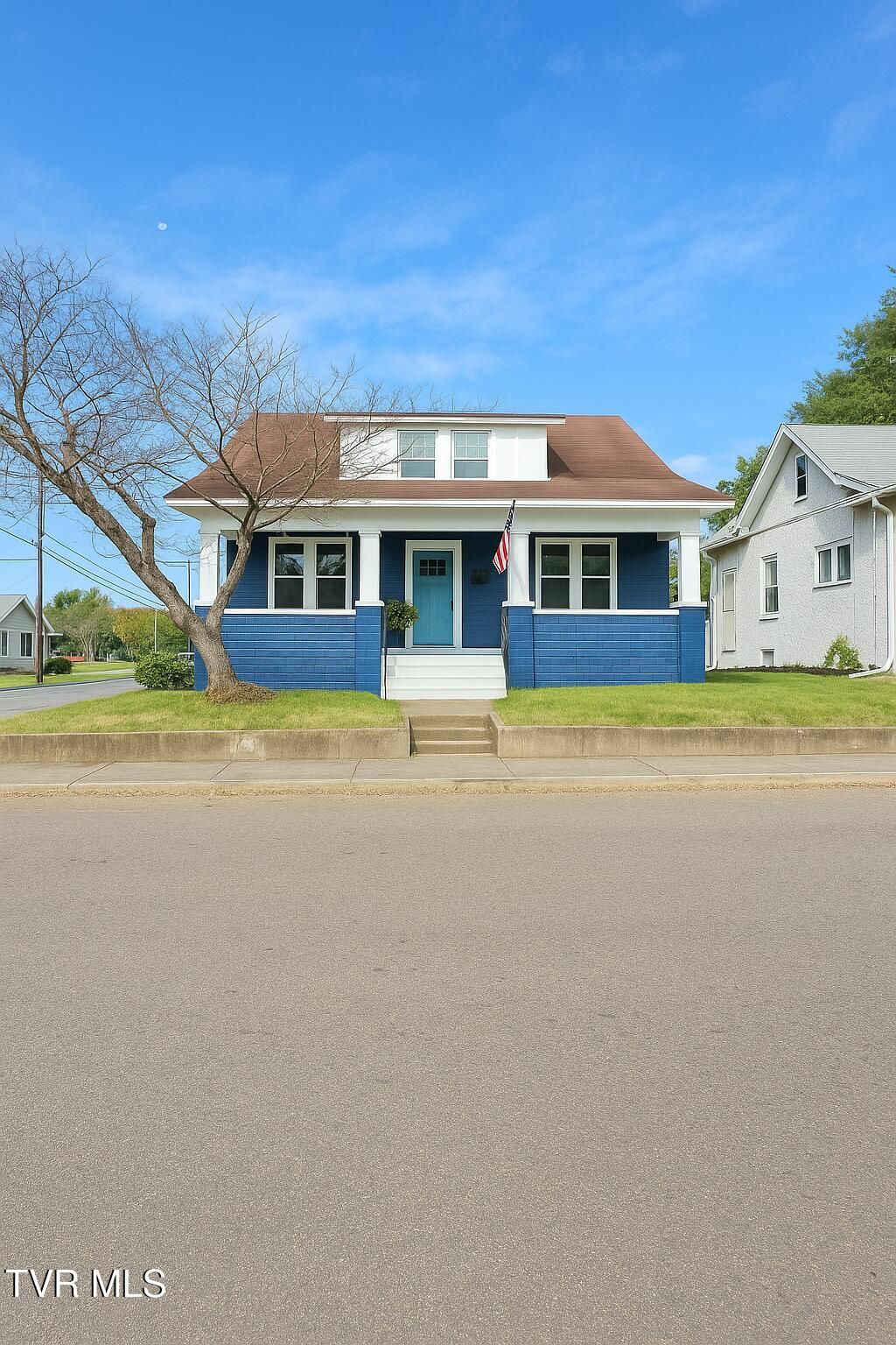 Photo of 600 Moore Street Street, Bristol, VA 24201 (MLS # 9986972)