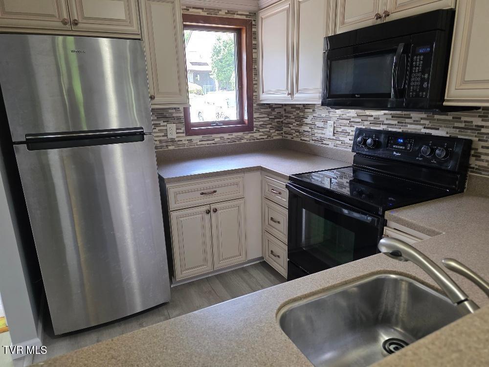 118 Willowbrook Drive Drive, Kingsport, Tennessee image 4