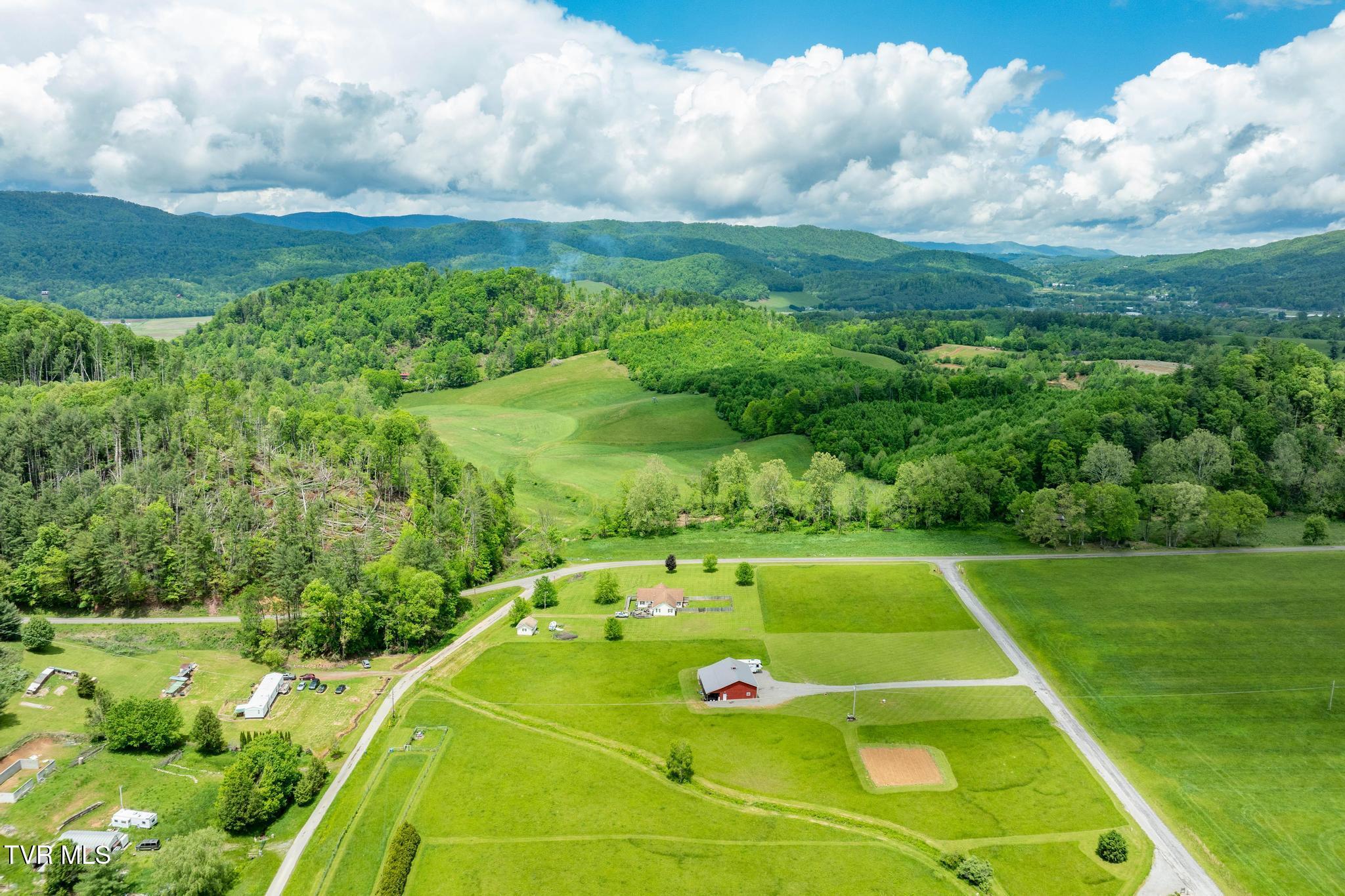 234 Old Dyer Farm Private Lane, Mountain City, Tennessee image 8