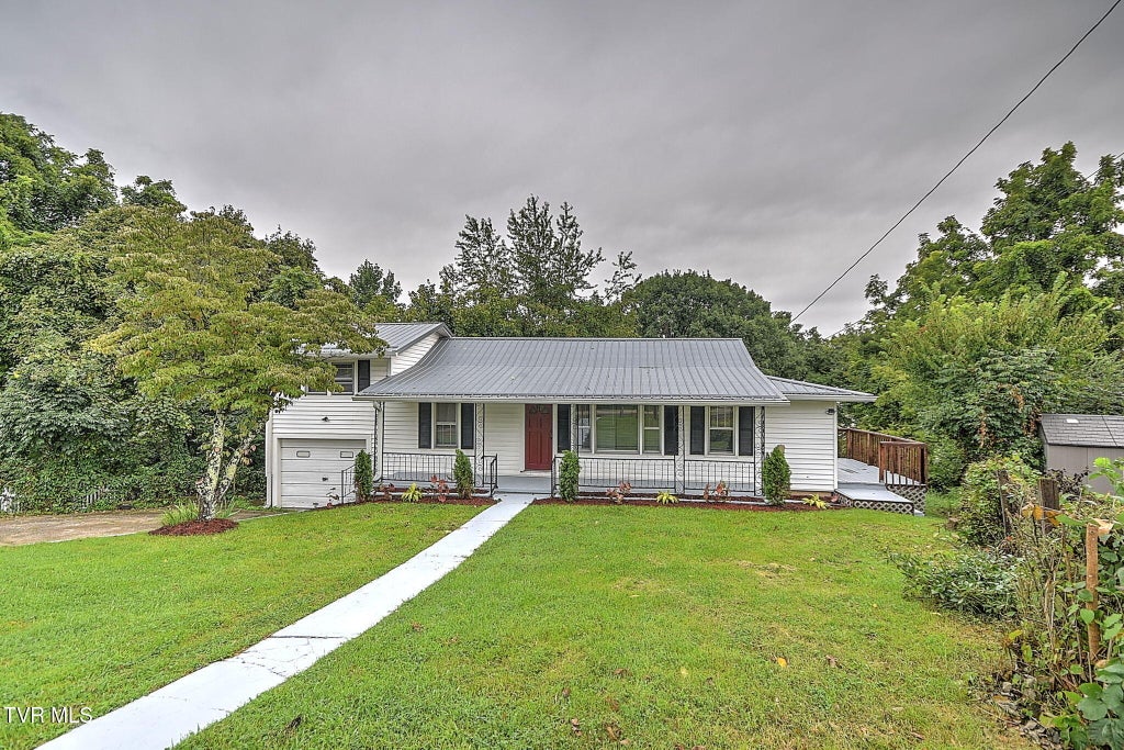 Photo of 1570 Granby Road, Kingsport, TN 37660 (MLS # 9996282)