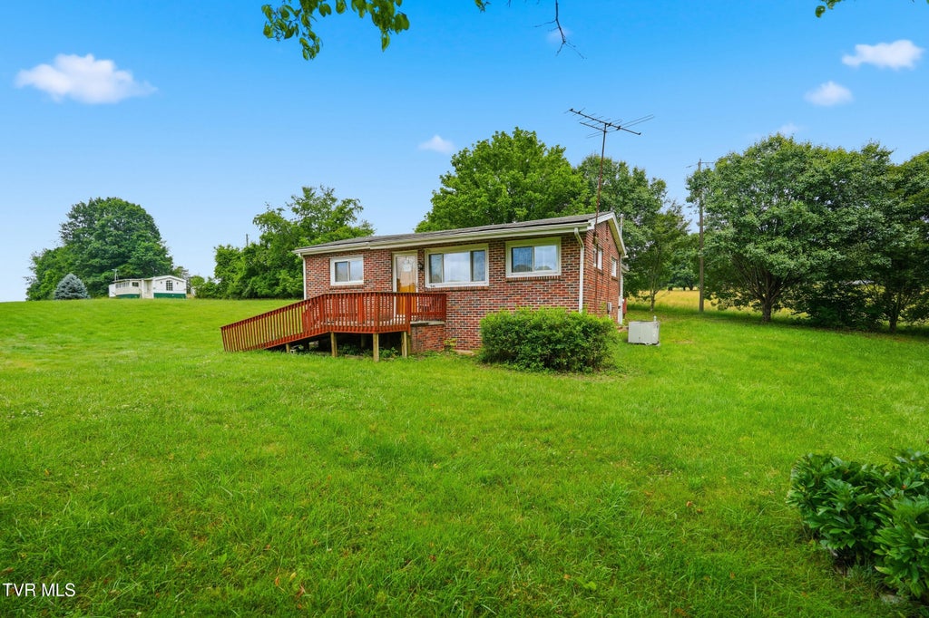 Photo of 158 Grandview DR, Duffield, VA 24244 (MLS # 9996903)