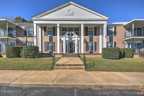 Photo of 202 University Parkway #Apt 28e, Johnson City, TN 37604 (MLS # 10002484)