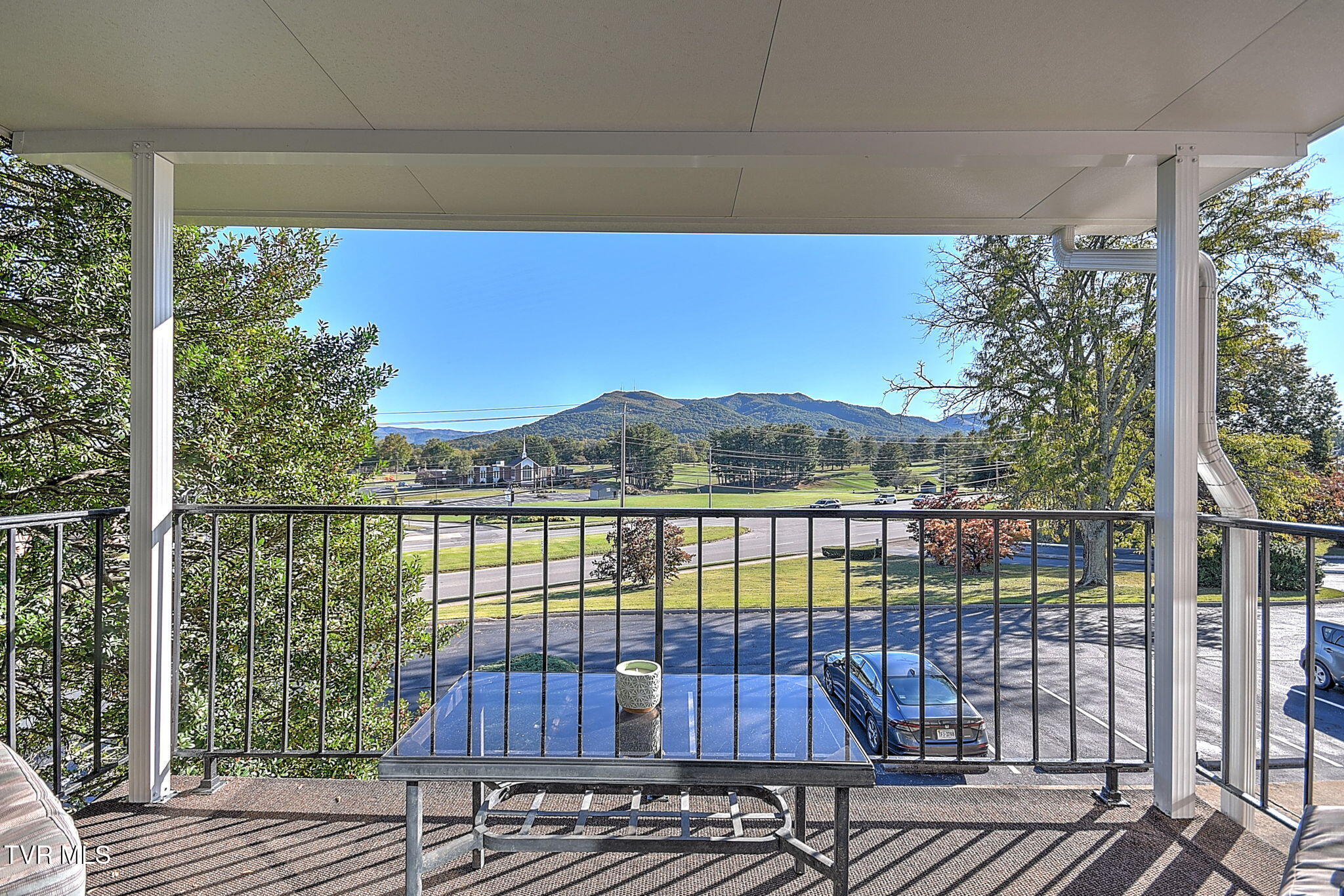 202 University Parkway Apt 28e