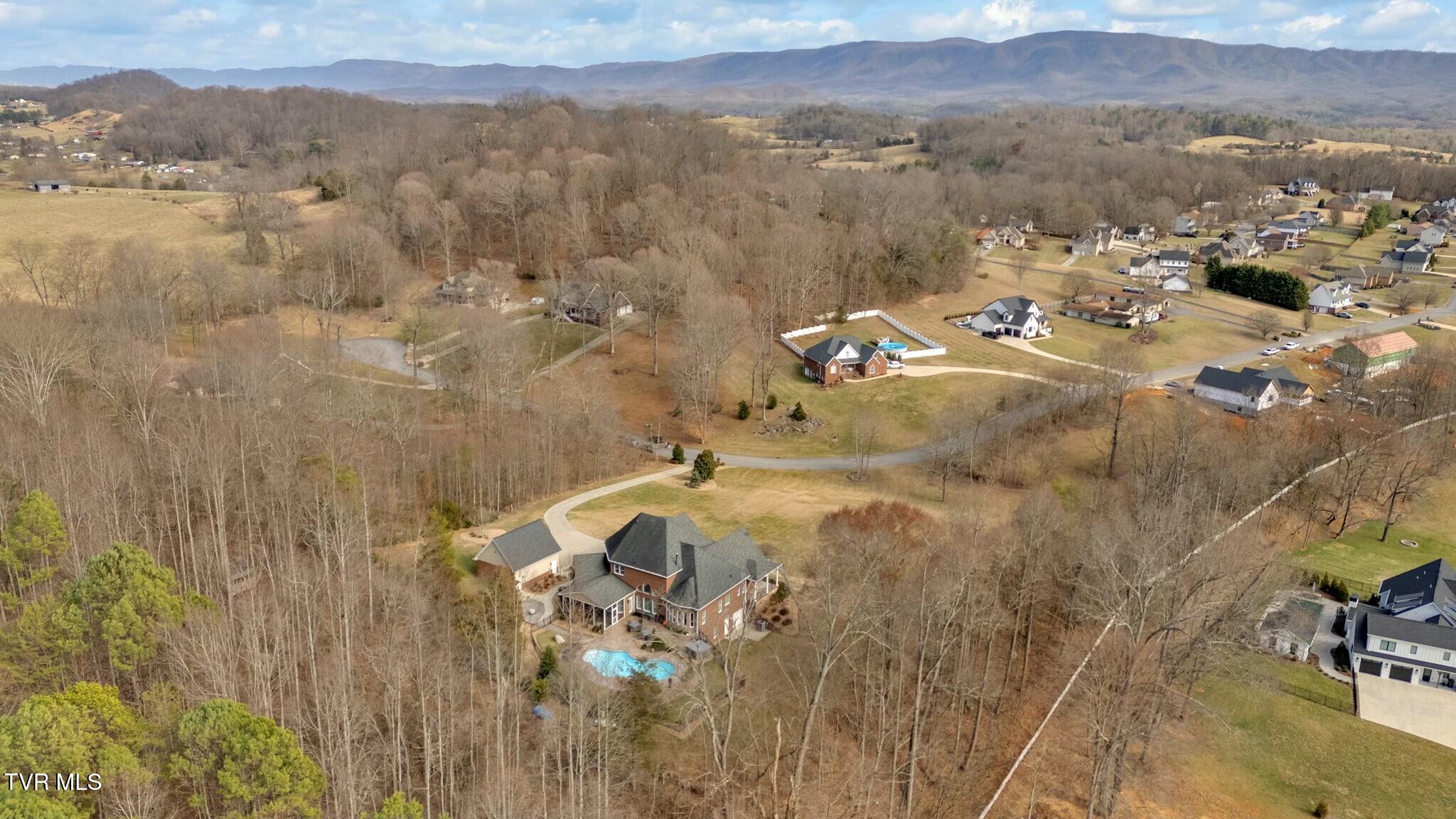 543 Blanches View Drive, Bluff City, Tennessee image 14
