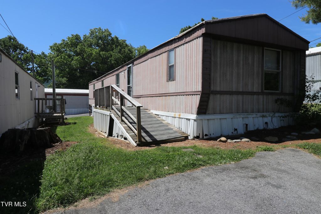 Photo of 2009 Greenway Street #Lot 5, Kingsport, TN 37660 (MLS # 9994785)
