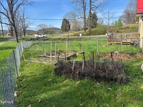 Tiny photo for 2504 Elizabethton Highway, Johnson City, TN 37601 (MLS # 9986422)