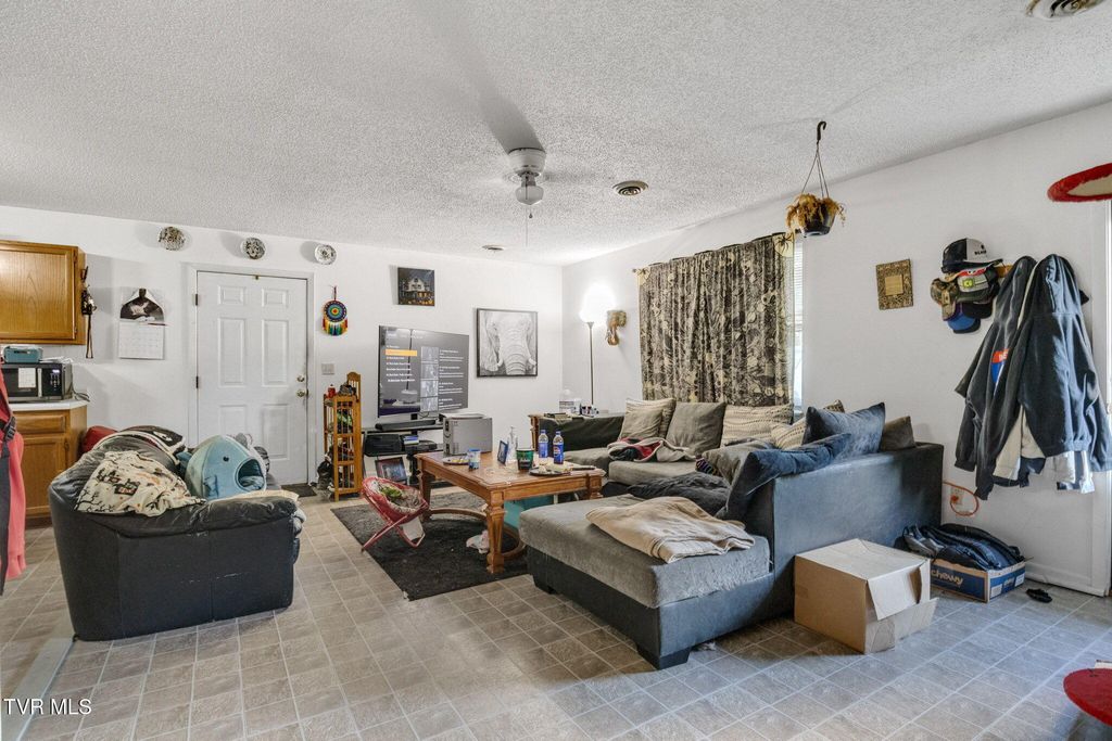 Photo of 116 Hazel Drive, Sevierville, TN 37862 (MLS # 9983147)