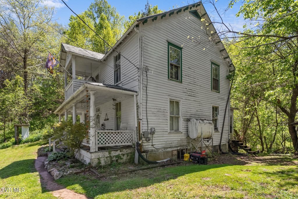 Photo of 2170 Saltville Highway, Saltville, VA 24370 (MLS # 9994549)