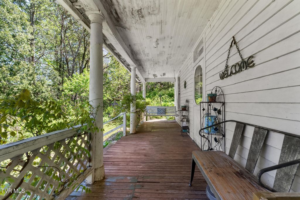 Photo of 2170 Saltville Highway, Saltville, VA 24370 (MLS # 9994549)