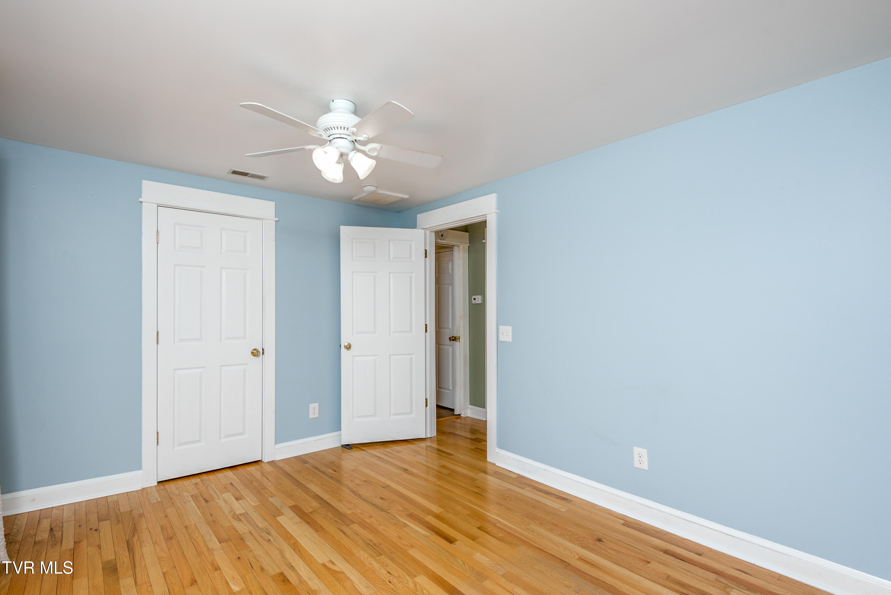 1022 Shady Avenue, Damascus, Virginia image 24