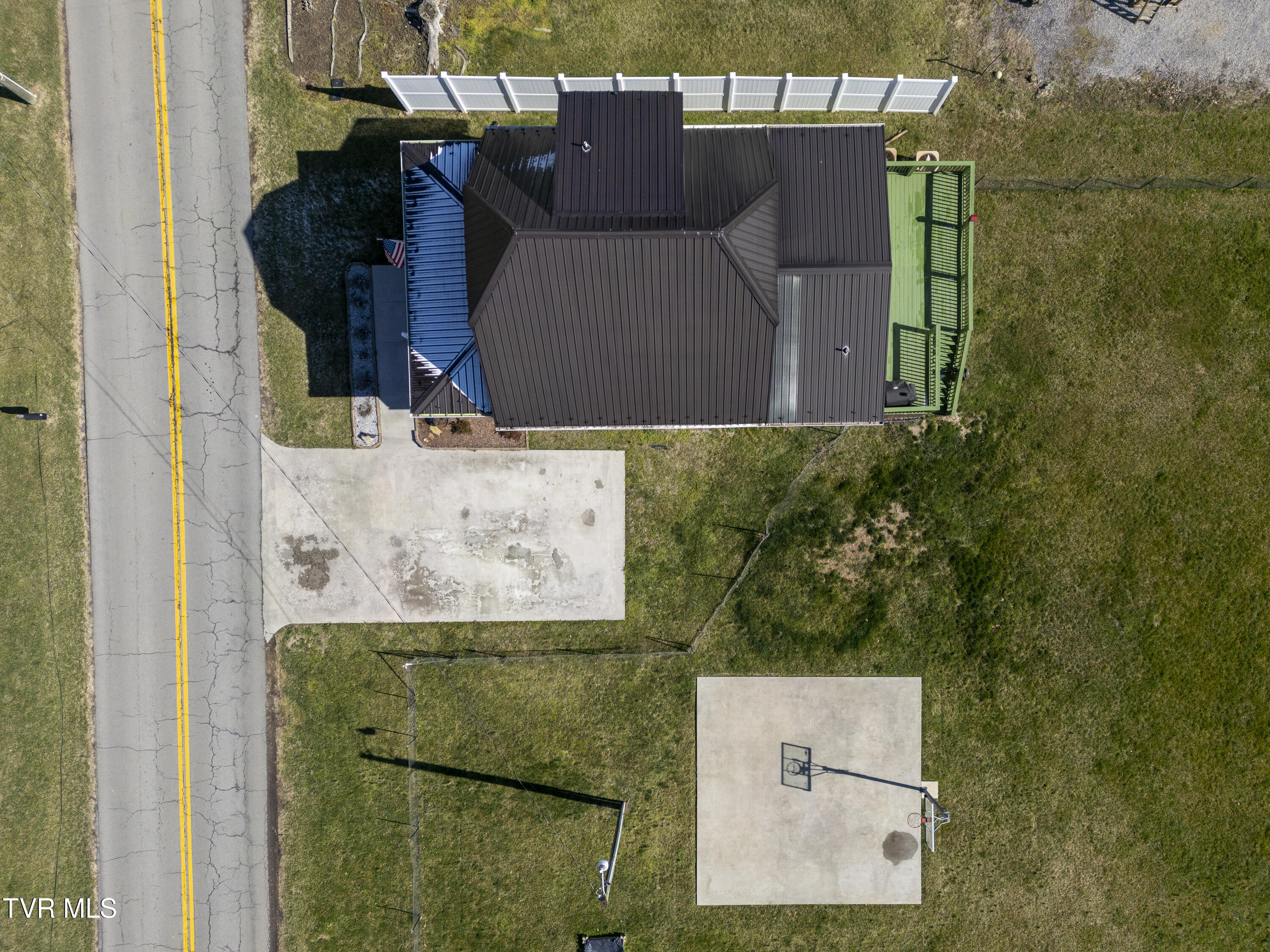 1022 Shady Avenue, Damascus, Virginia image 40