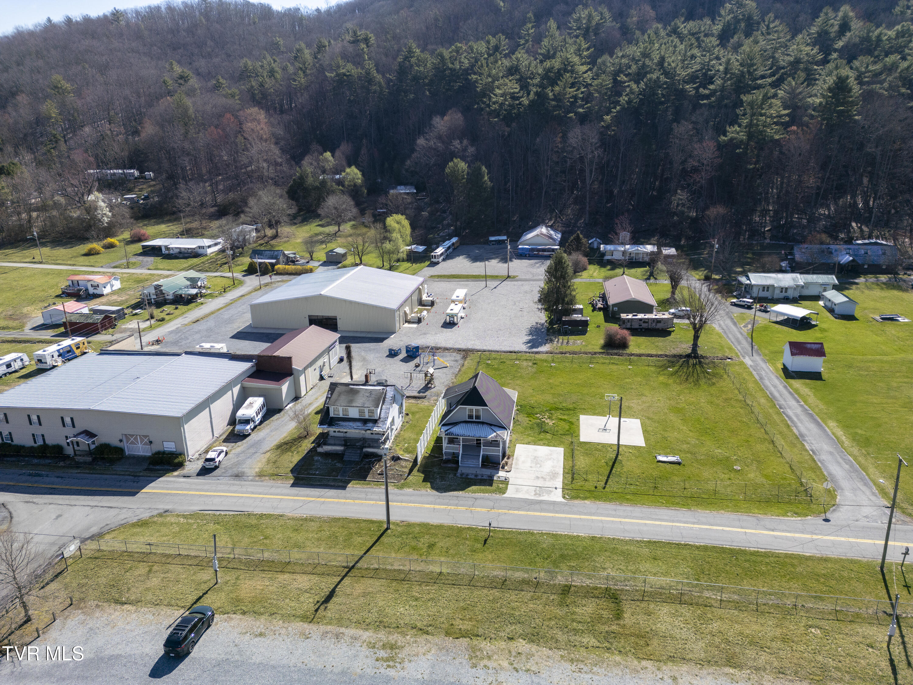 1022 Shady Avenue, Damascus, Virginia image 41