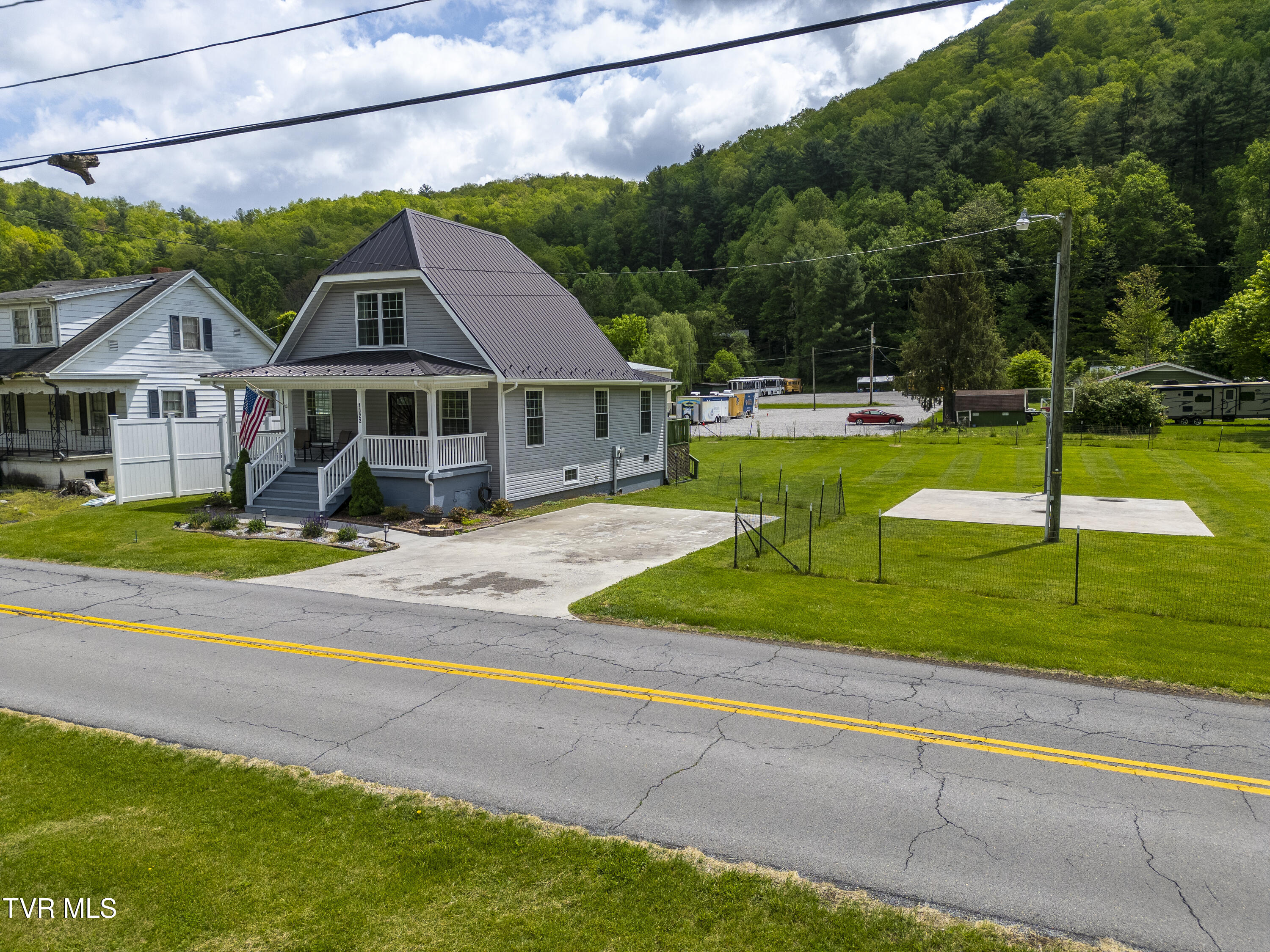 1022 Shady Avenue, Damascus, Virginia image 45