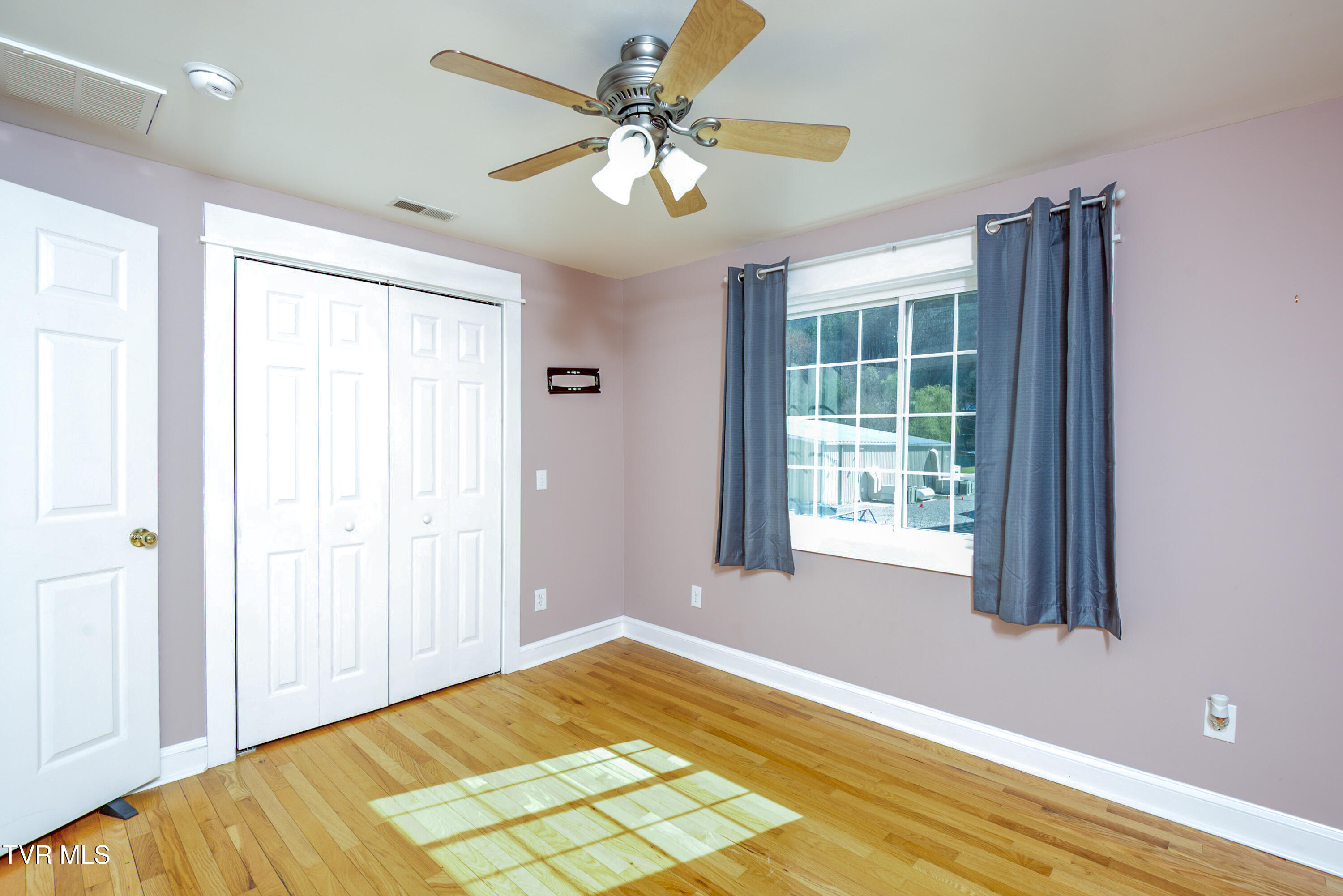 1022 Shady Avenue, Damascus, Virginia image 21