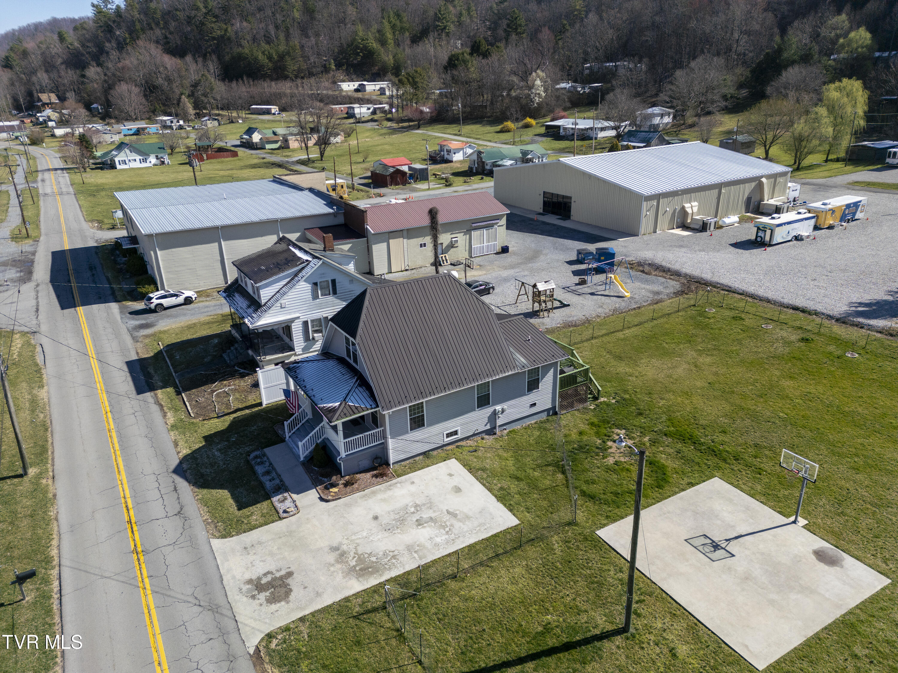 1022 Shady Avenue, Damascus, Virginia image 38