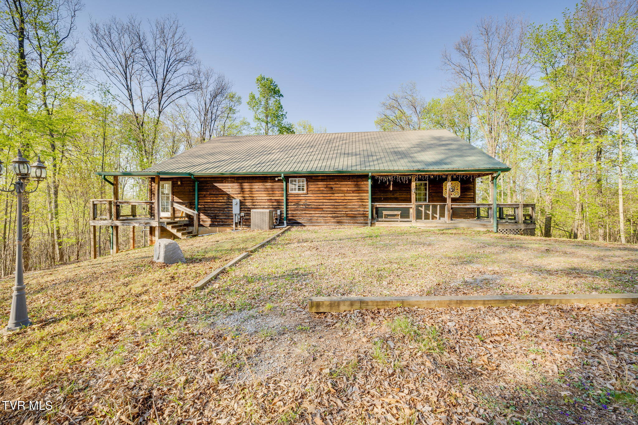 1031 Sol Way, Parrottsville, Tennessee image 2