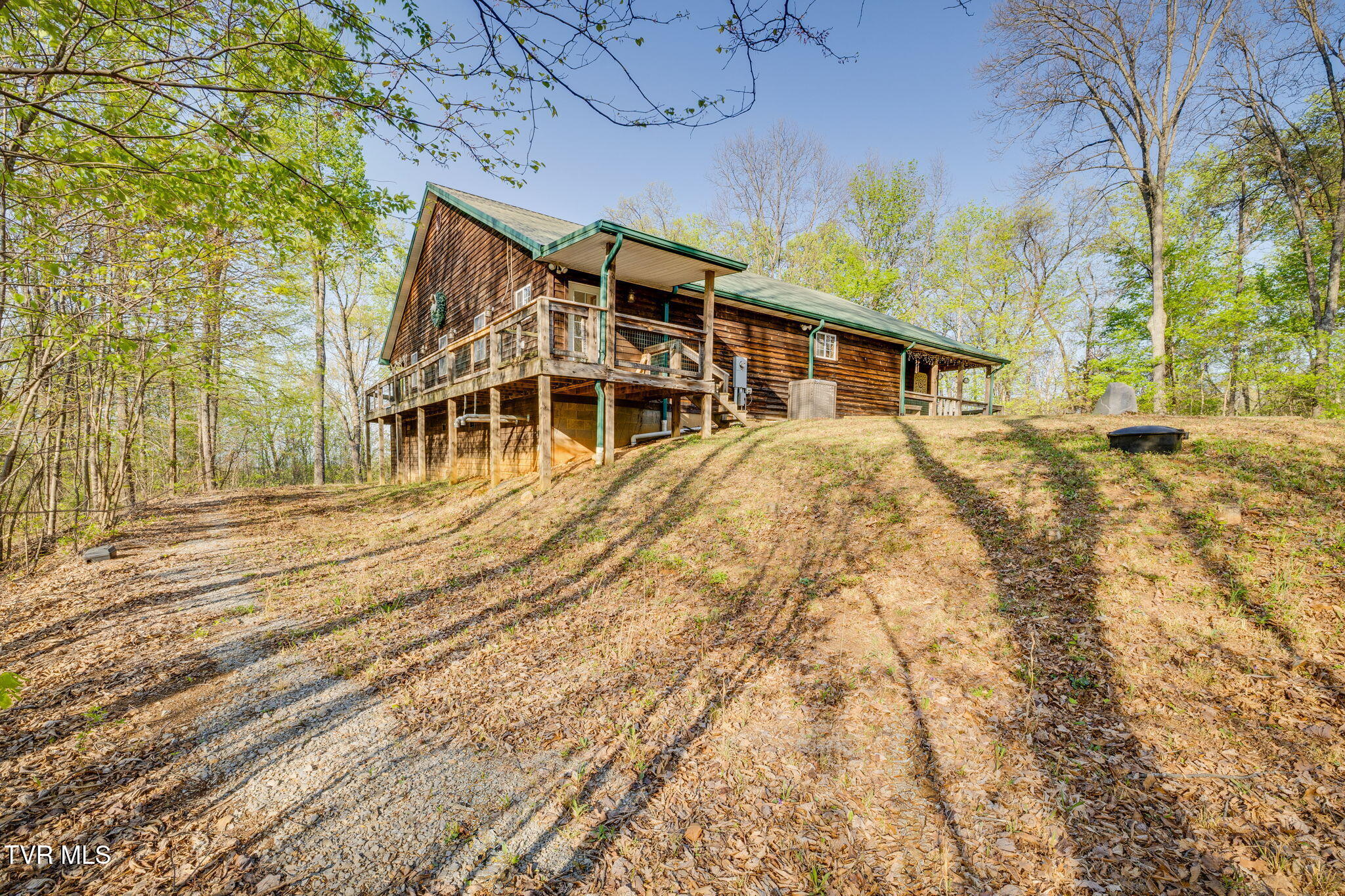 1031 Sol Way, Parrottsville, Tennessee image 3