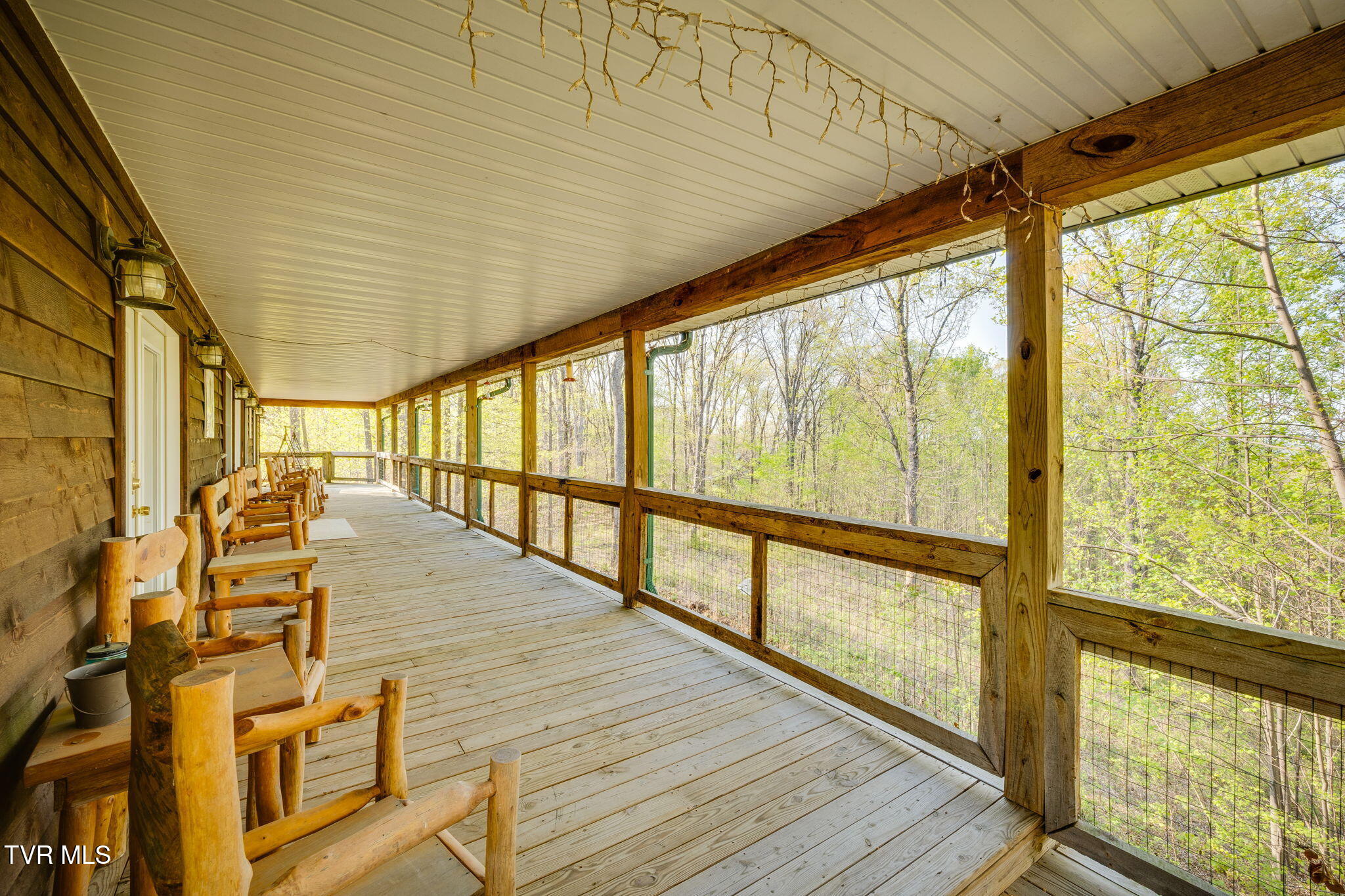 1031 Sol Way, Parrottsville, Tennessee image 9